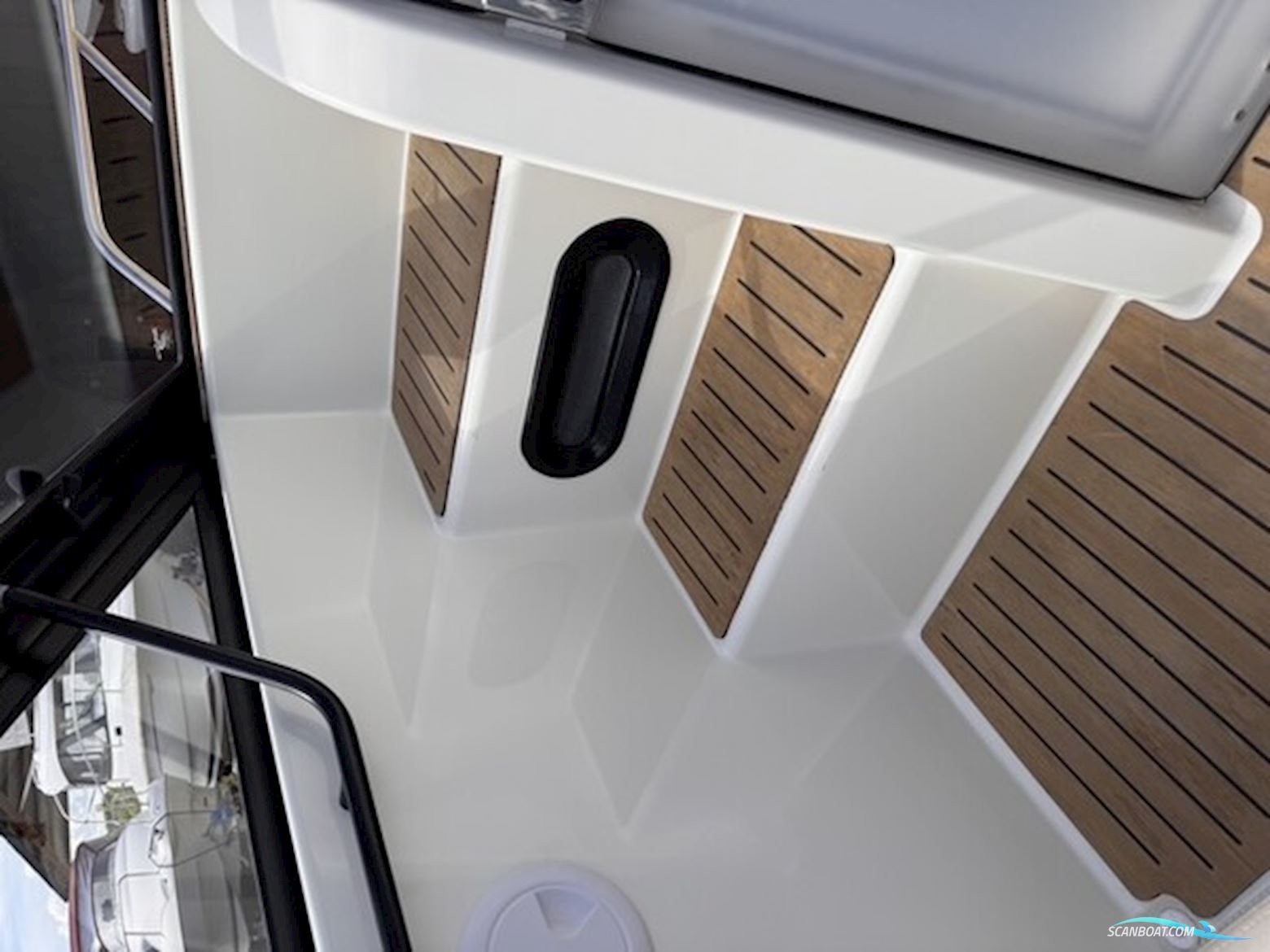 Quicksilver 675 Cruiser 2022 med Mercury 150 HK – Kun 248,6 timer