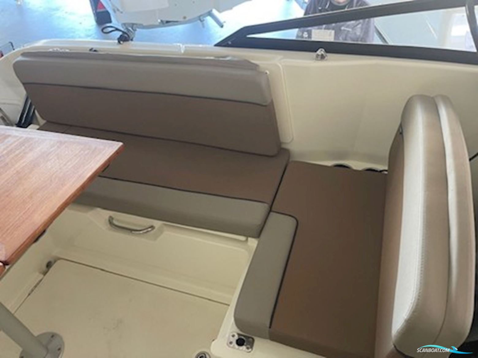 Quicksilver 675 Cruiser med Mercury F150 EFI 