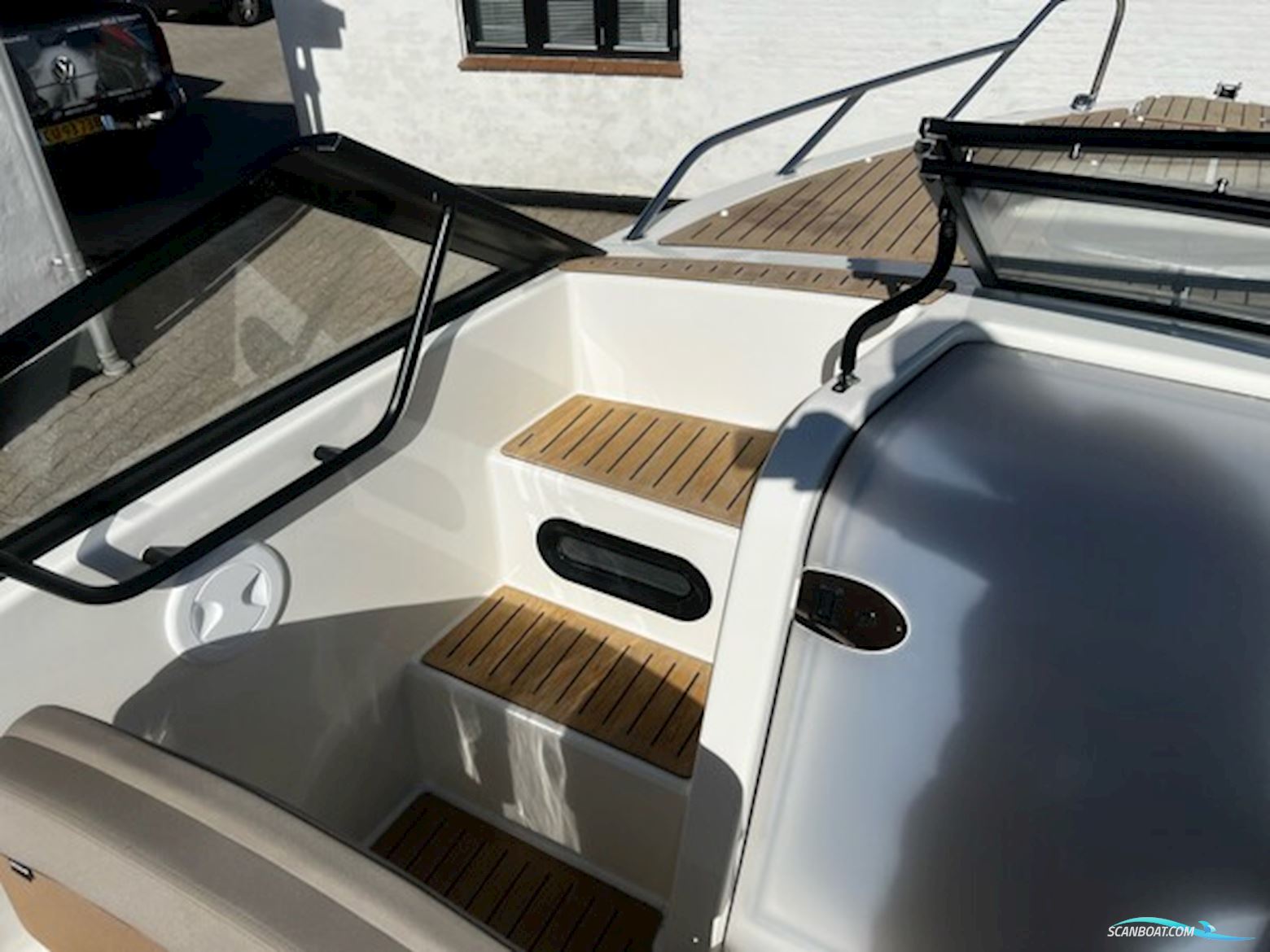 Quicksilver 675 Cruiser, Mercury F175 V6 Dts