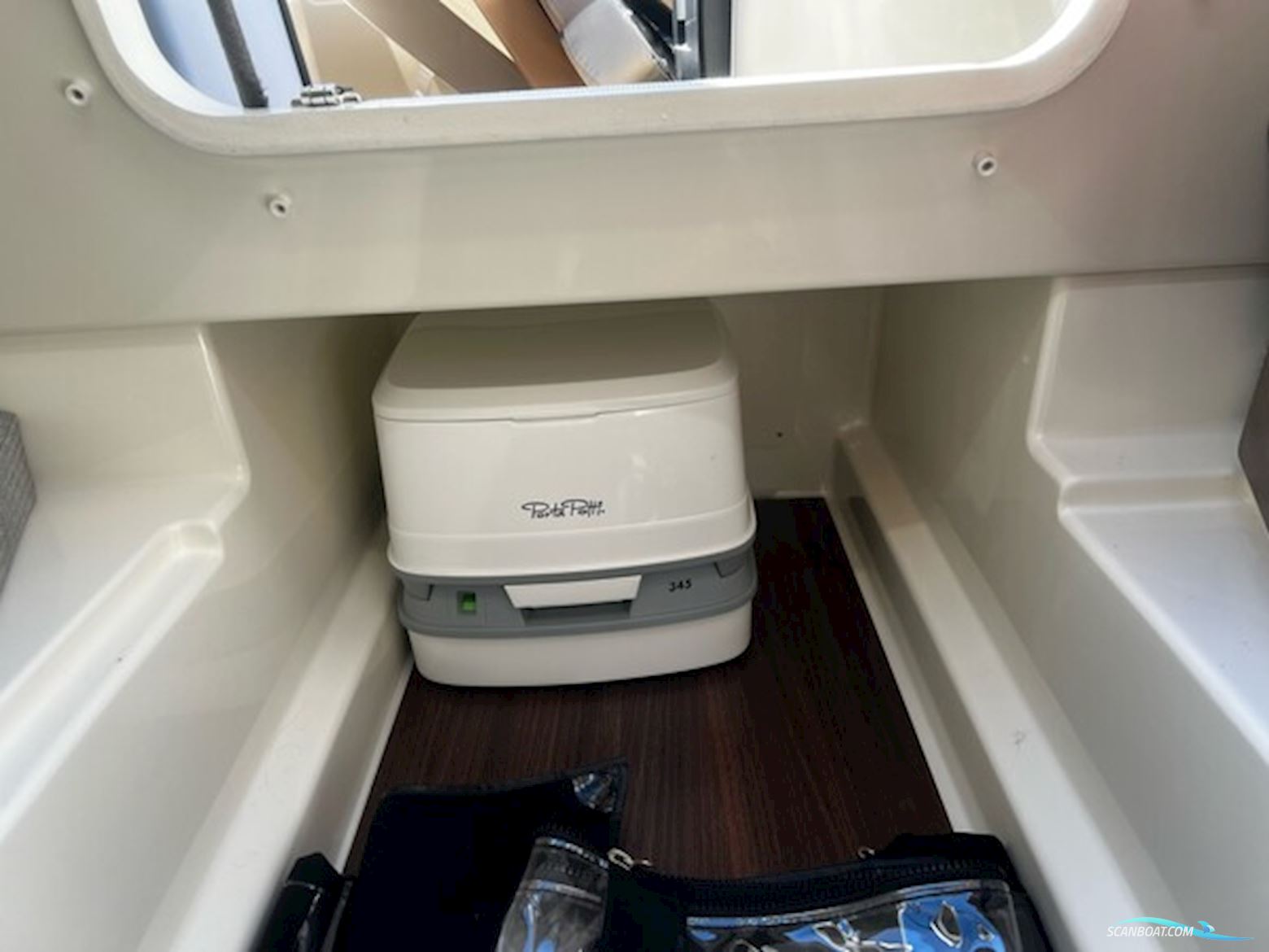 Quicksilver 675 Cruiser, Mercury F175 V6 Dts