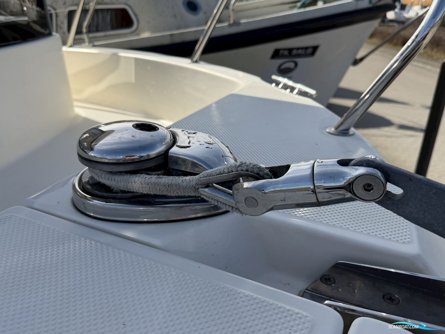 Quicksilver 675 Pilothouse