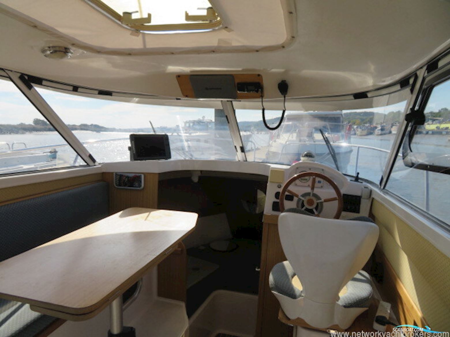 Quicksilver 700 Weekender