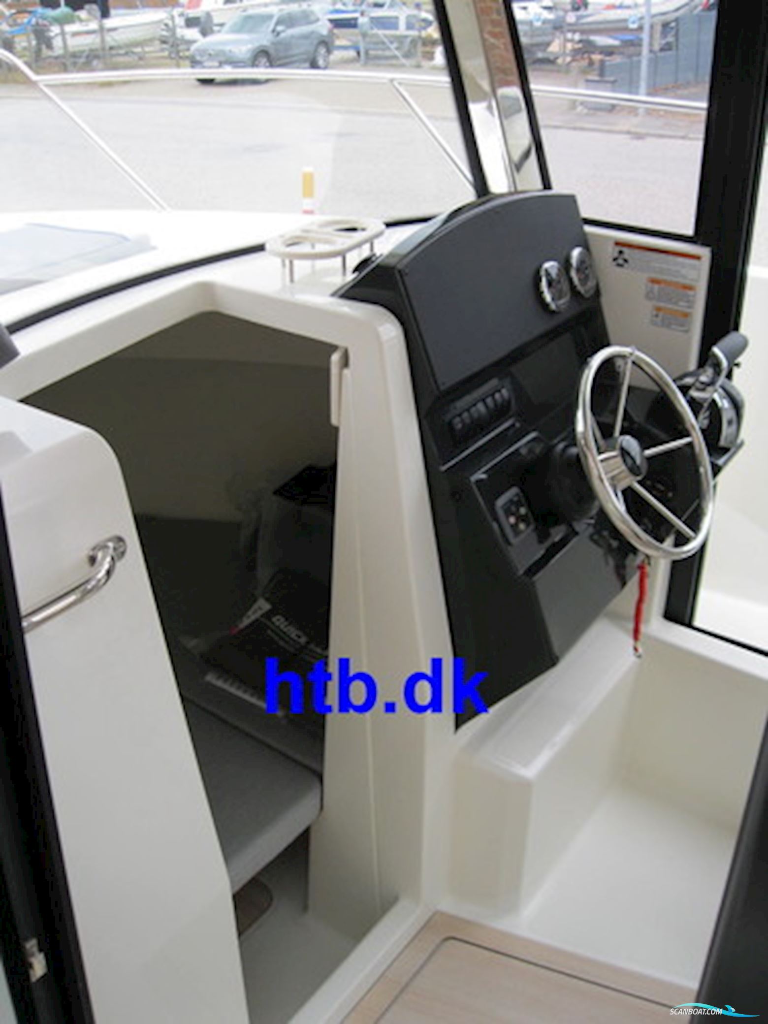 Quicksilver 705 Pilothouse m/Mercury F200 hk V6 - Jubilæumspris !