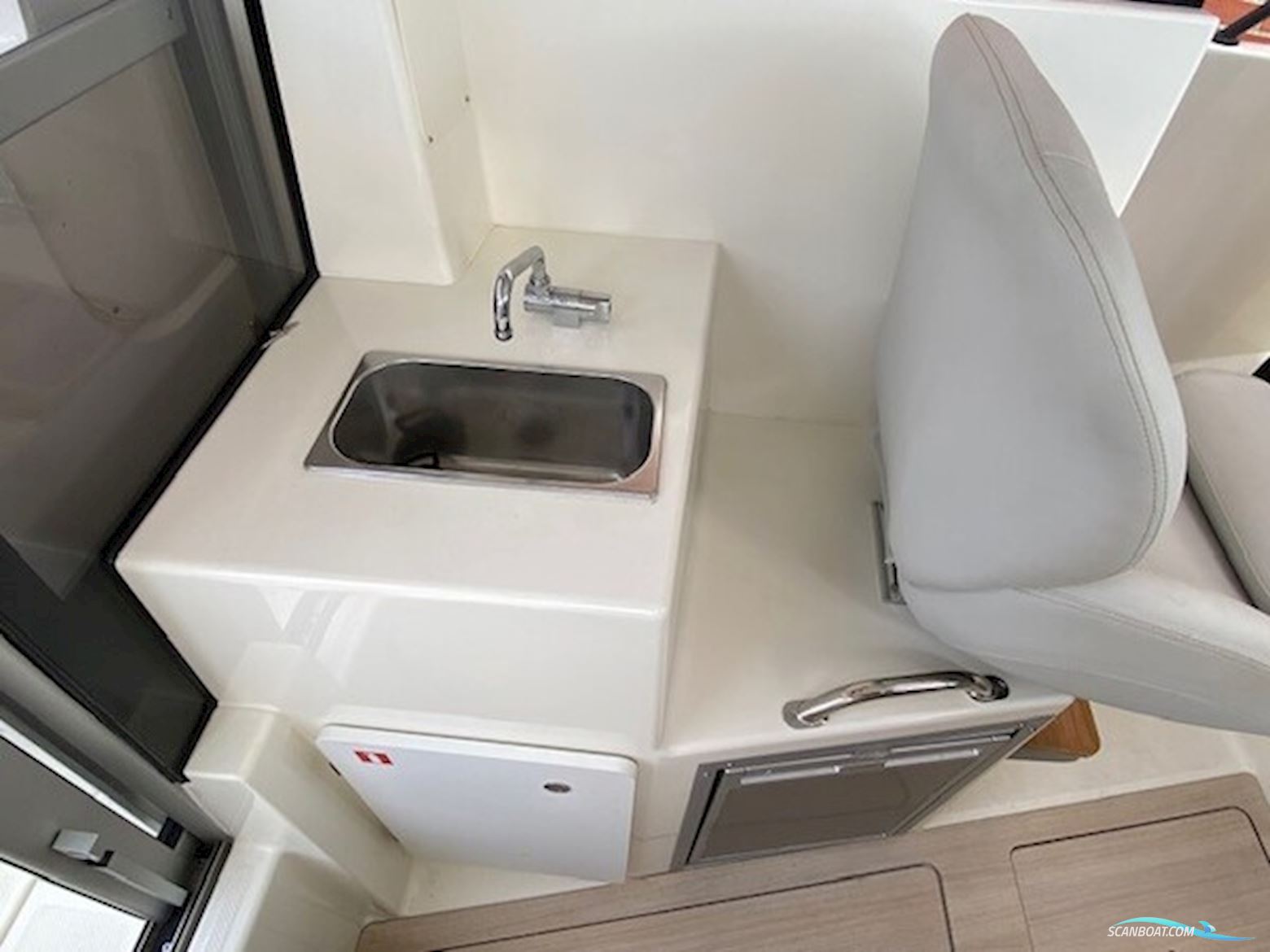 Quicksilver 705 Pilothouse m/Mercury F225 hk V6 