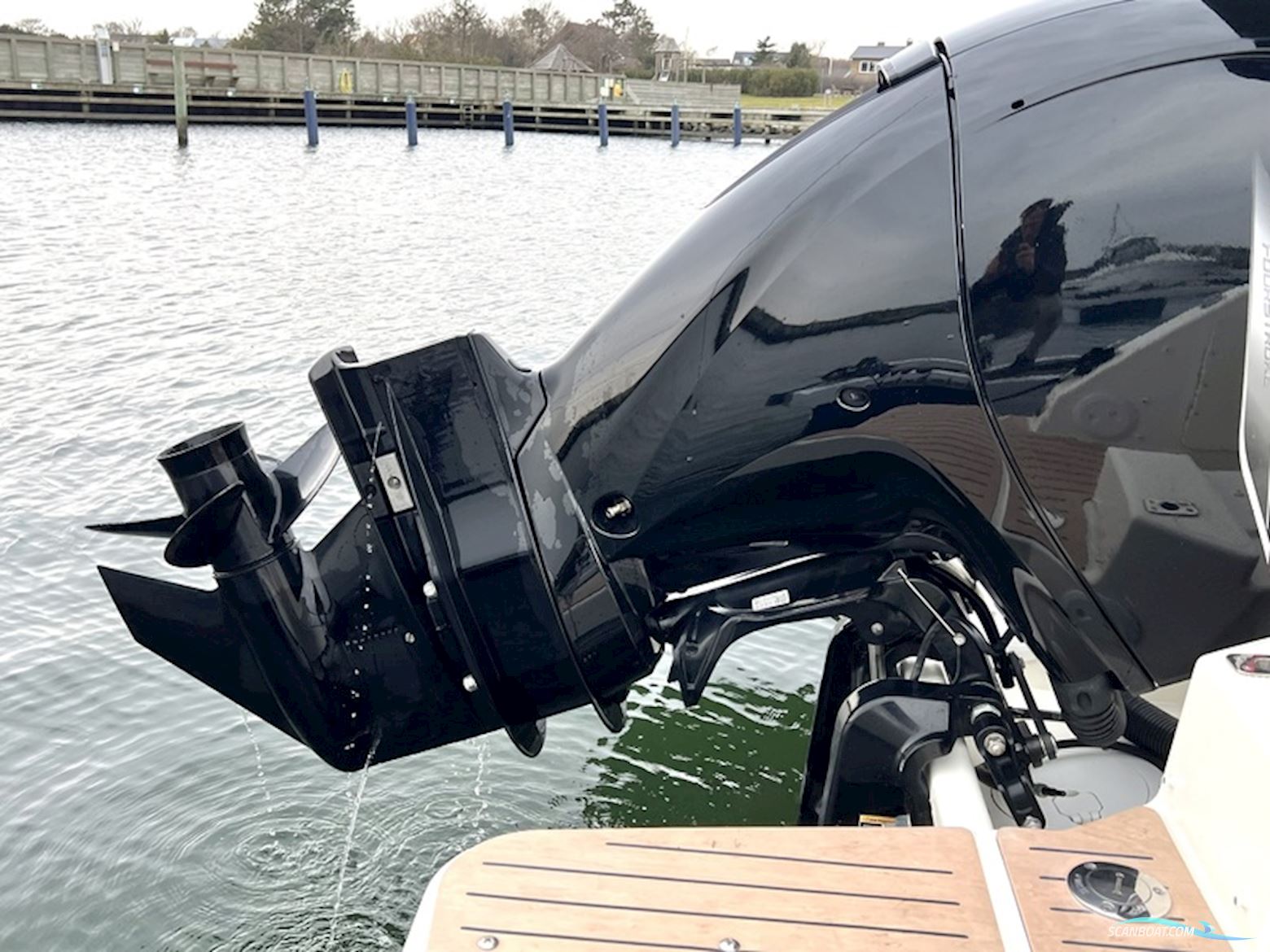 Quicksilver 705 Weekend