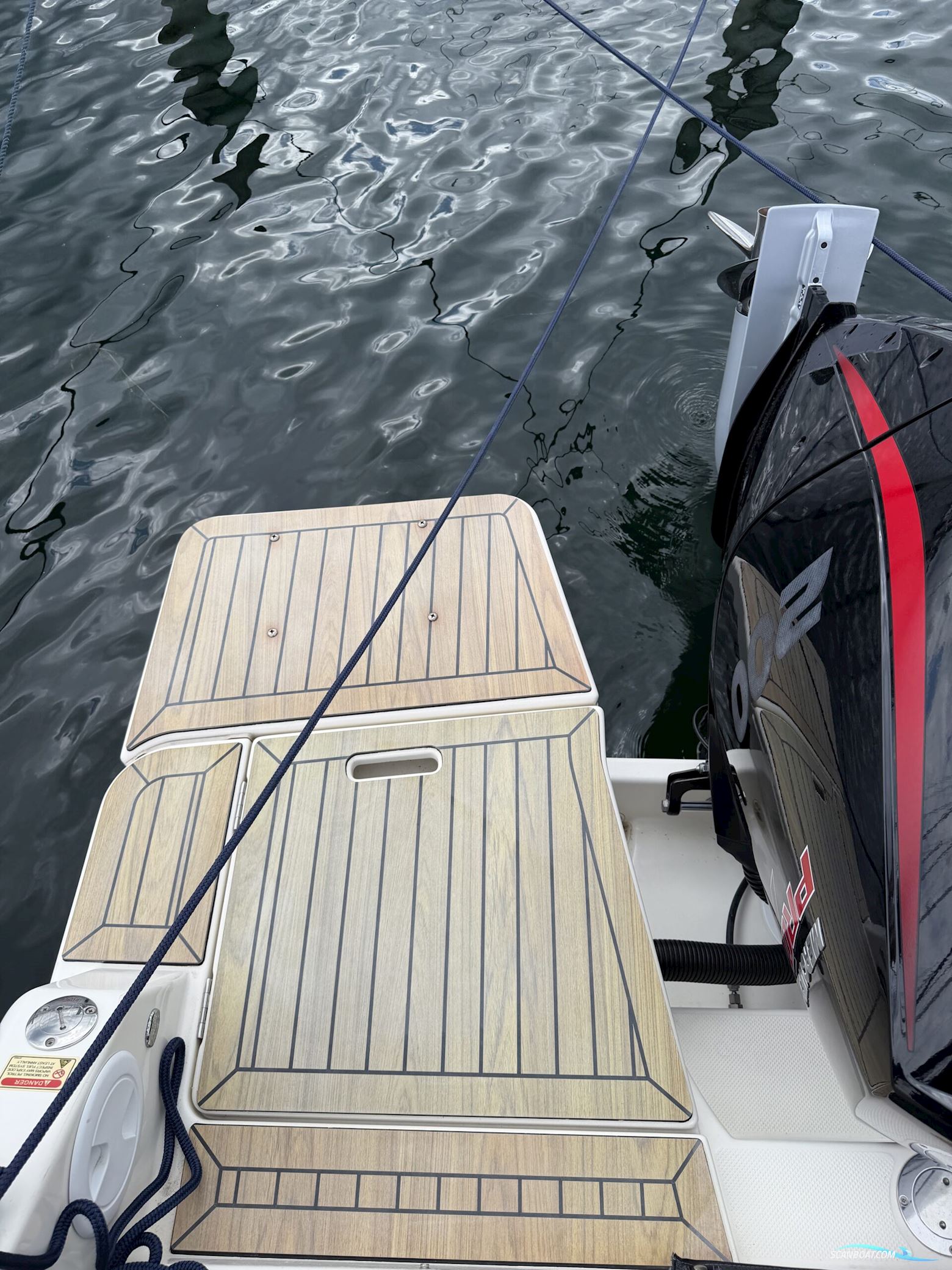 Quicksilver 755 Activ Cruiser, Nedsat