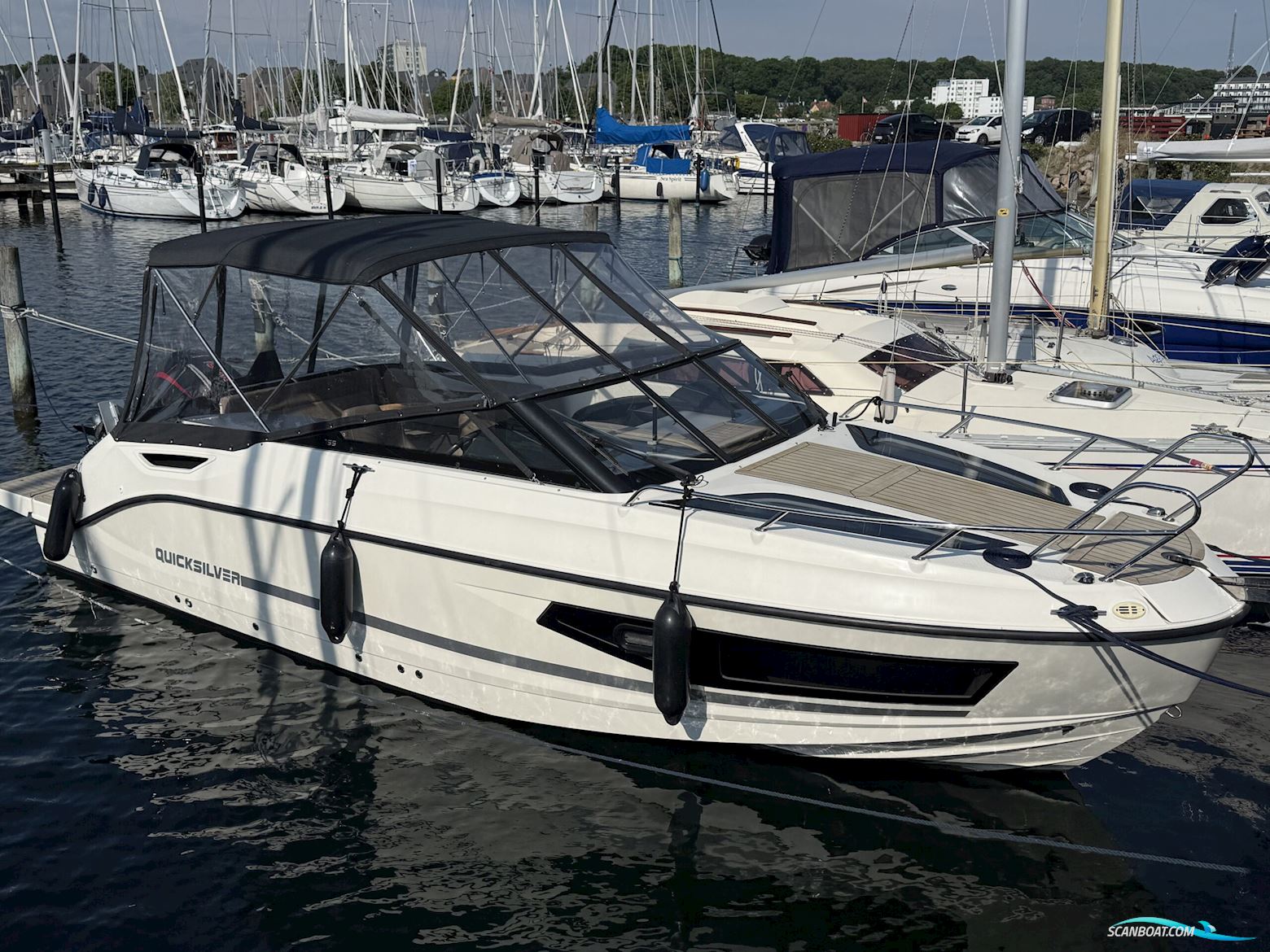 Quicksilver 755 Activ Cruiser, Nedsat