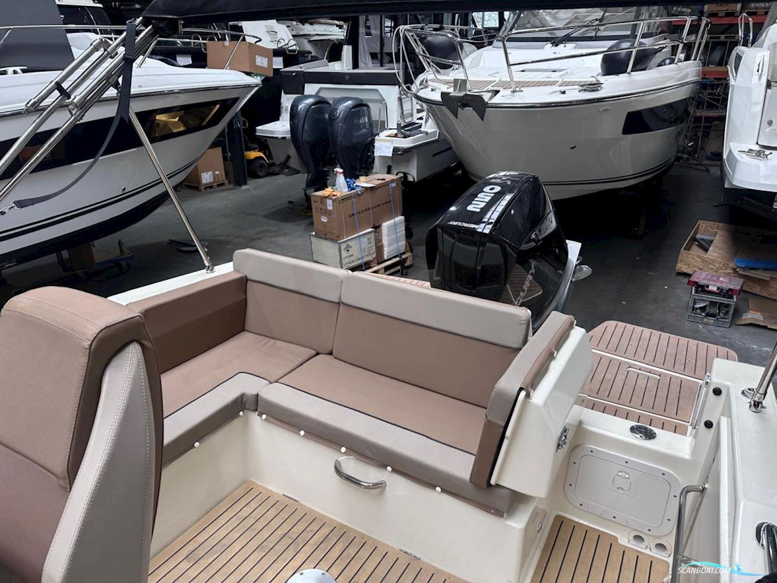 Quicksilver 755 Activ