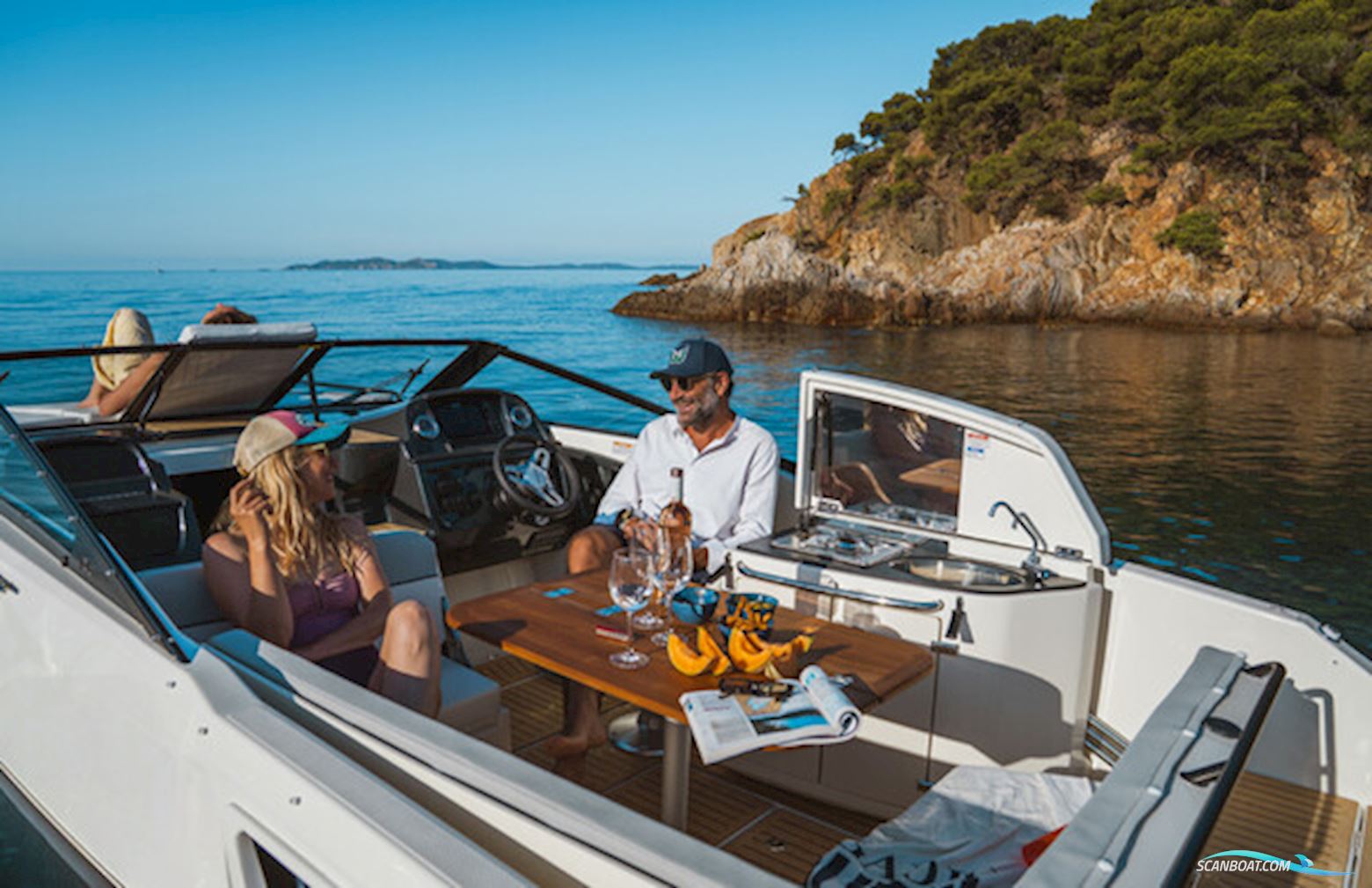 Quicksilver 755 Cruiser (ANNIVERSARY) Mercury F250 V8 ProXS