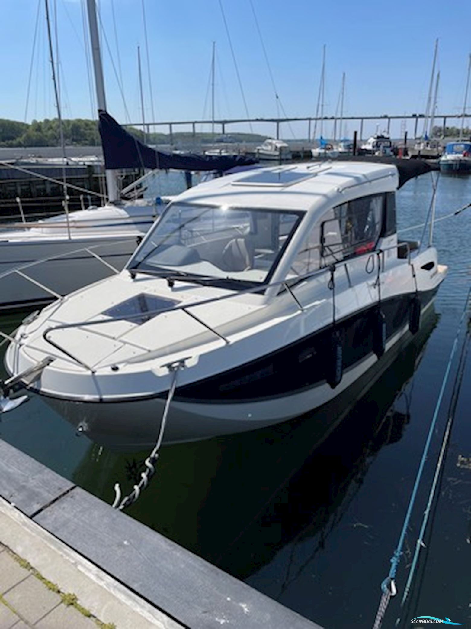 Quicksilver 755 Weekend Med Mercury F250 Verado V8...SOLGT