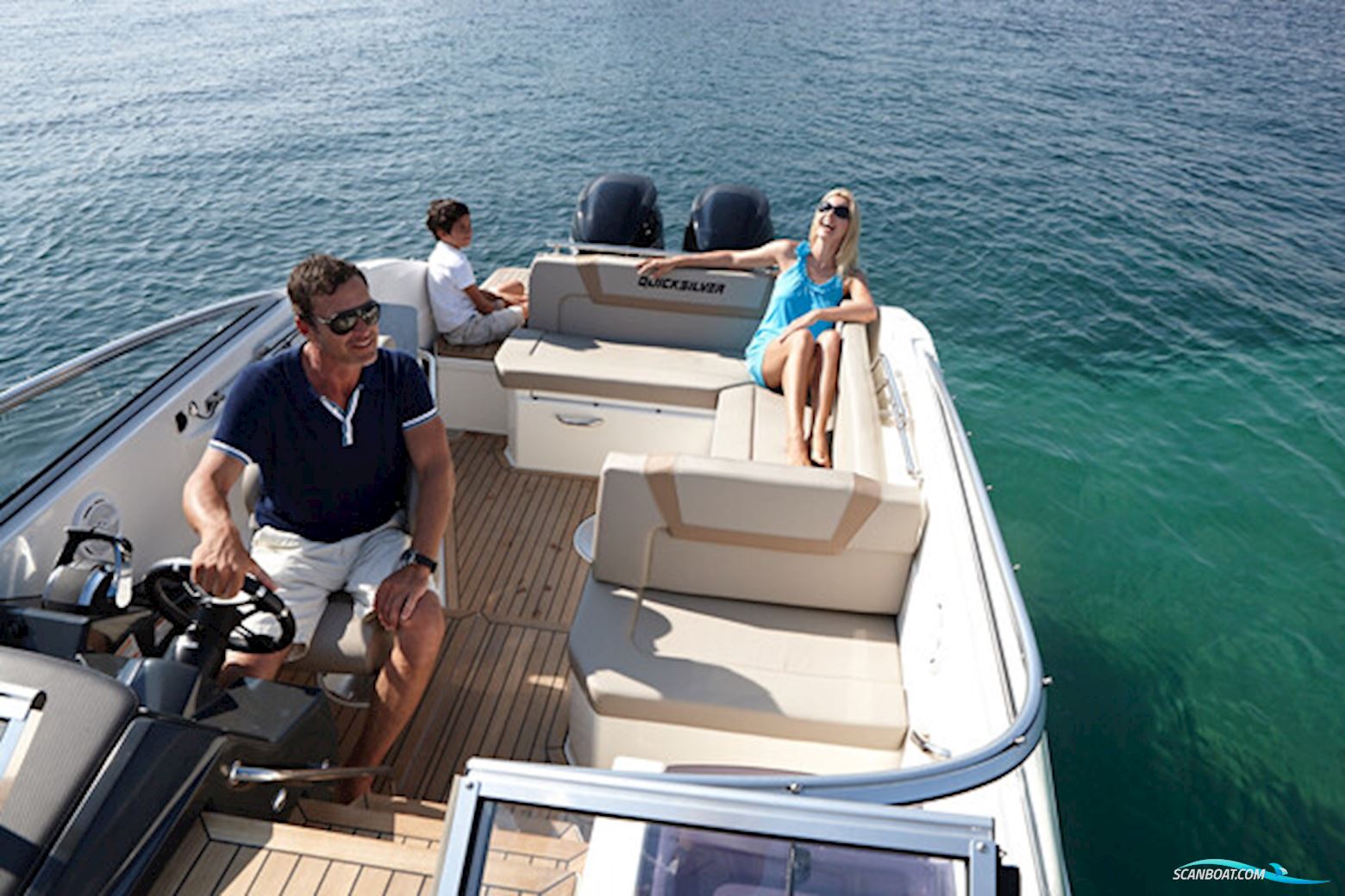 Quicksilver 805 Activ Cruiser med MerCury 300 hk 