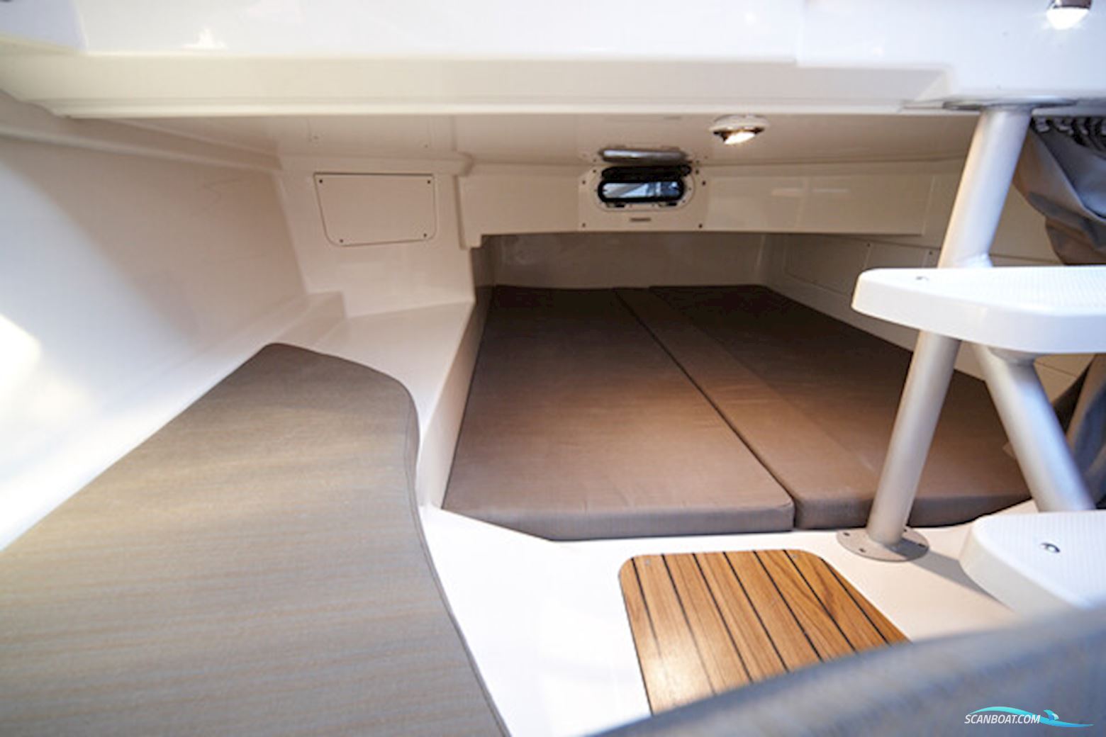 Quicksilver 805 Activ Cruiser med MerCury 300 hk 