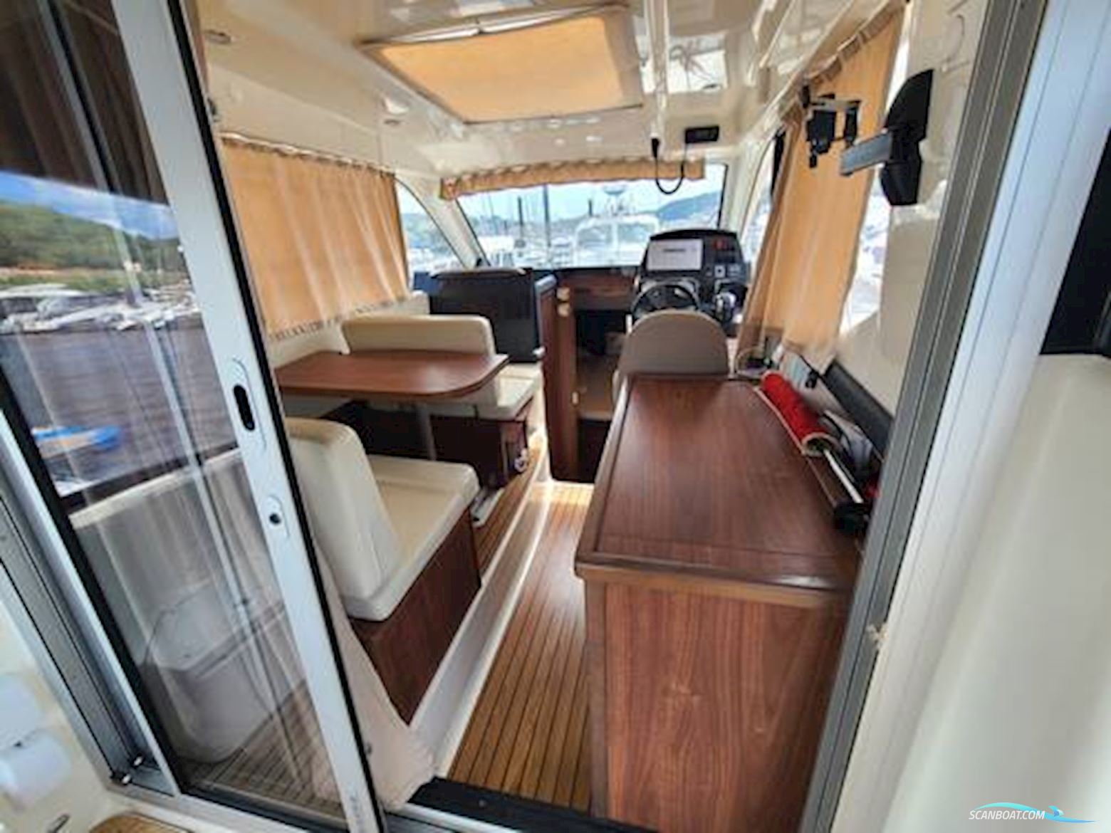 Quicksilver 855 Weekend