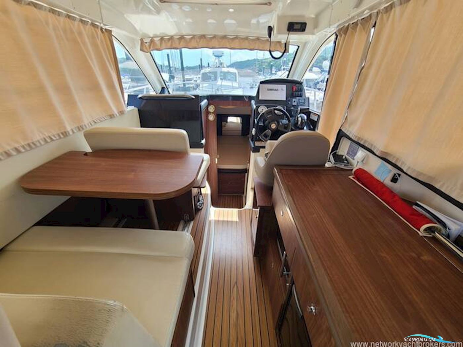 Quicksilver 855 Weekend