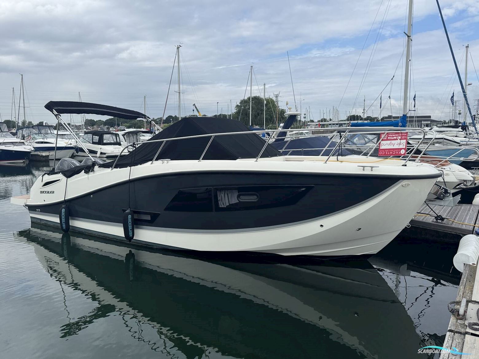 Quicksilver 875 Sundeck Motorboten 2022, met Mercury motor, United Kingdom