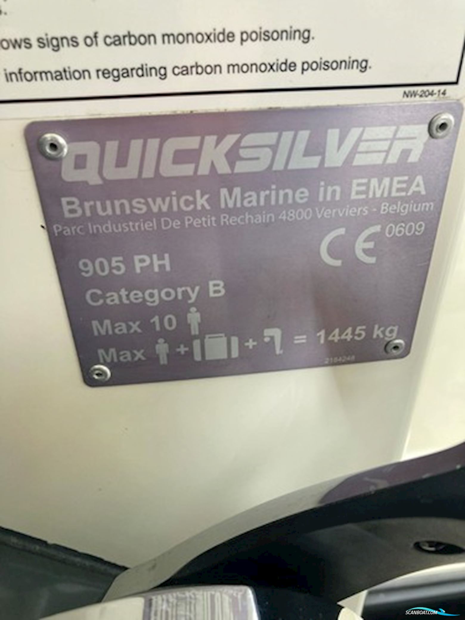 Quicksilver 905 pilothouse (twin 225)