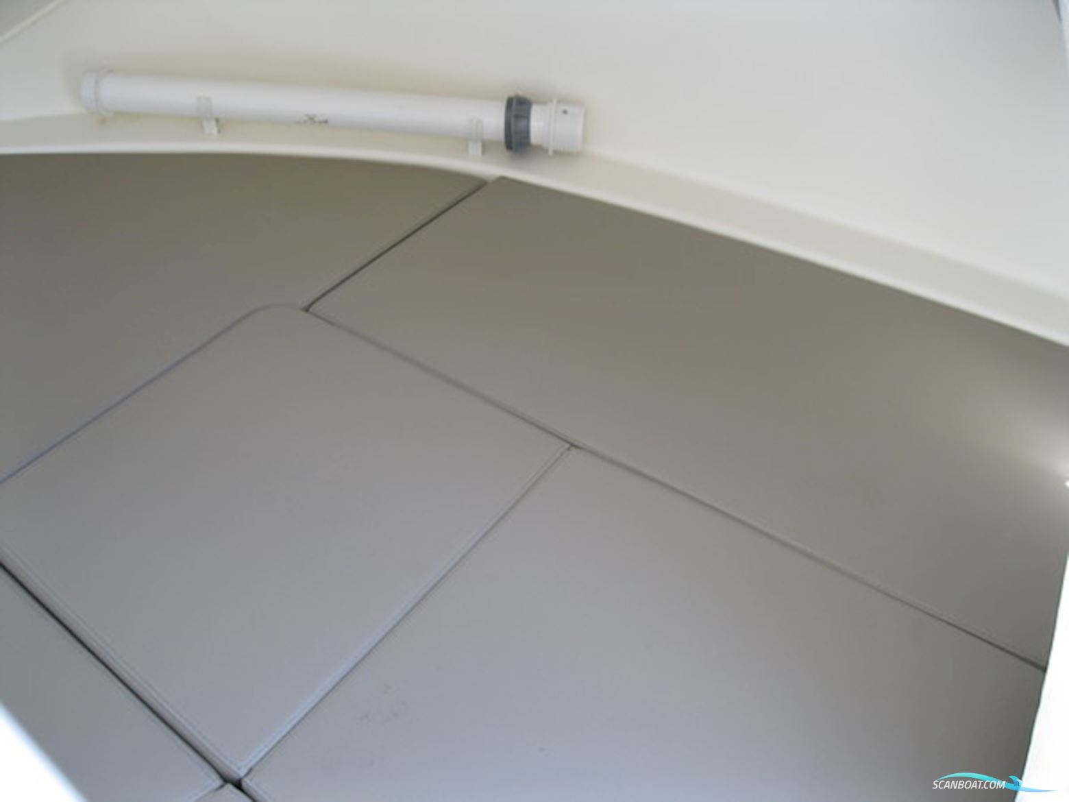 Quicksilver Activ 455 Cabin m/Mercury F50 hk EFI 4-takt og Brenderup trailer