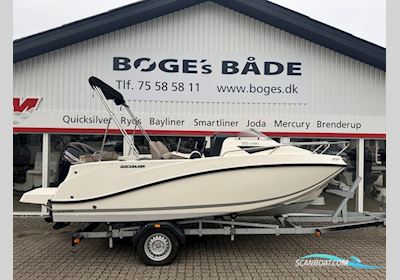 Quicksilver Activ 505 Cabin Med 100 hk Mercury-Efi 4 Takt CT 2,1L og 1300 kg Brenderup Bådtrailer Motorboten 2022, met Mercury motor, Denemarken