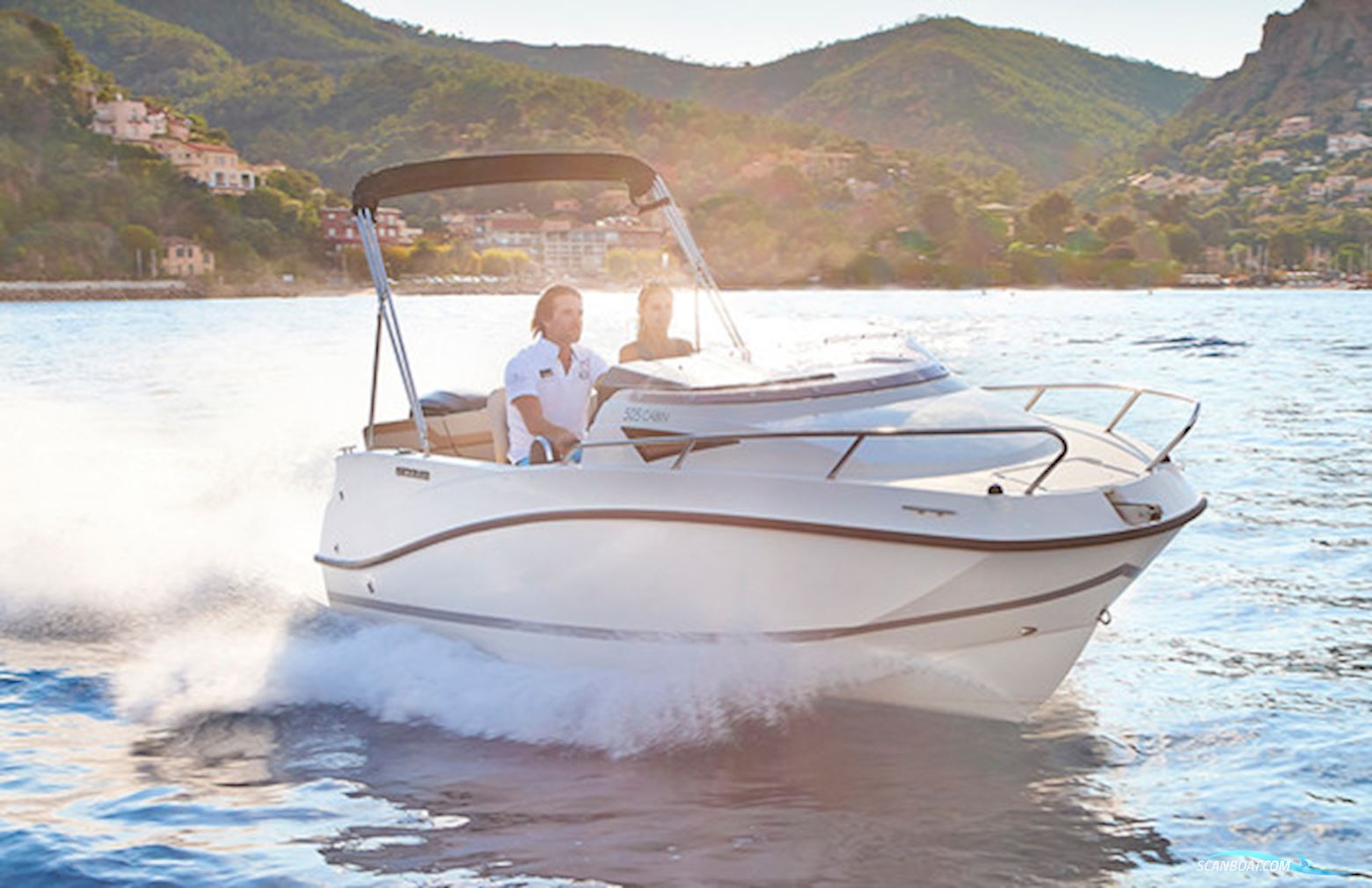 Quicksilver Activ 505 Cabin Med 80 hk Mercury-Efi 4-Takt og Udstyr