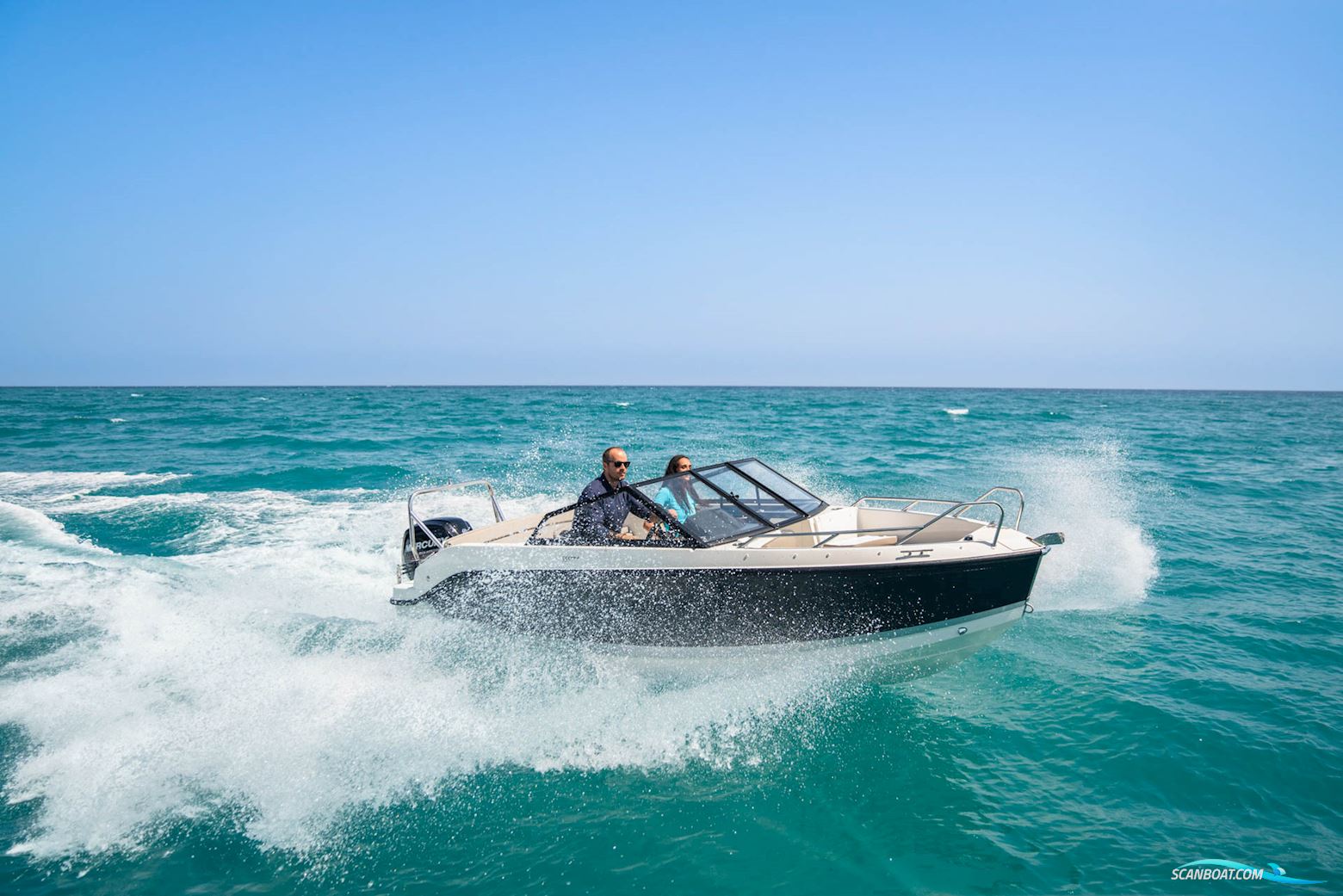 Quicksilver Activ 555 Bowrider