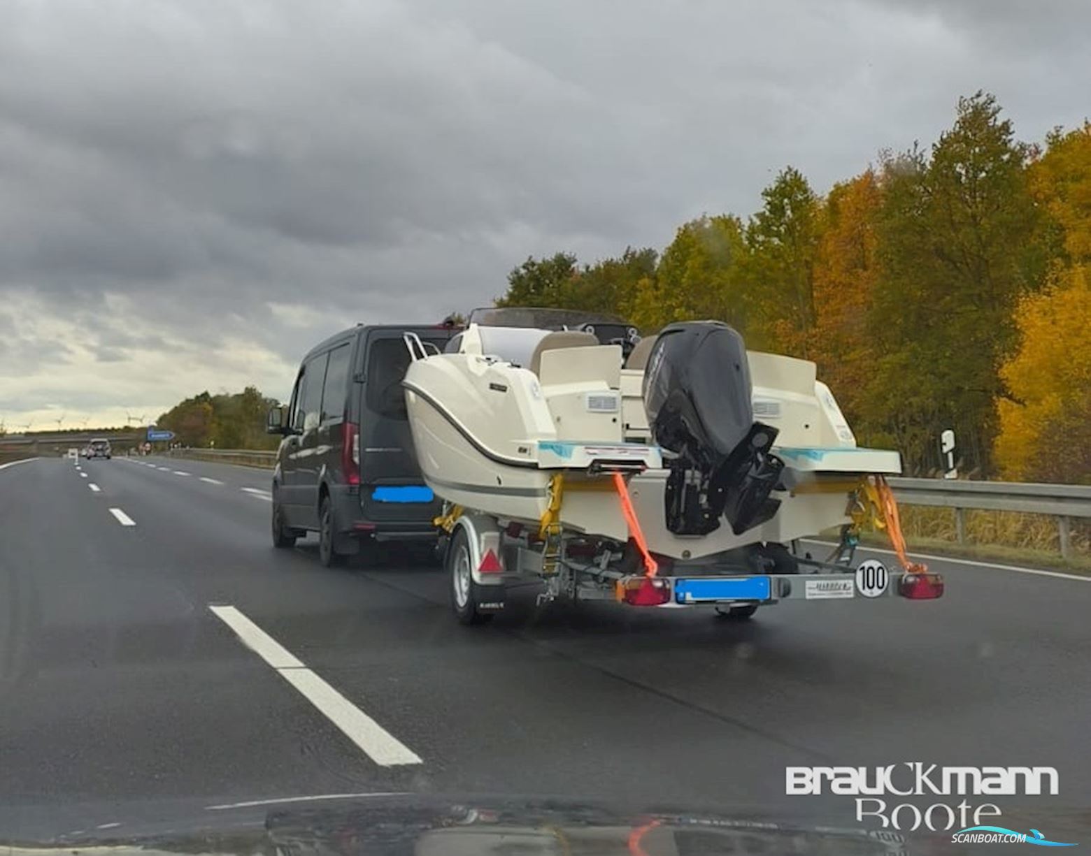 Quicksilver Activ 555 Cabin