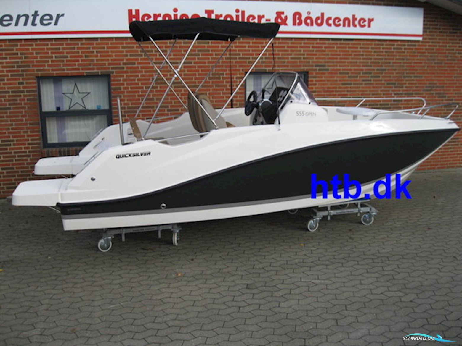 Quicksilver Activ 555 Open m/Mercury F100 hk EFI 4-takt - JUBILÆUMSPRIS !