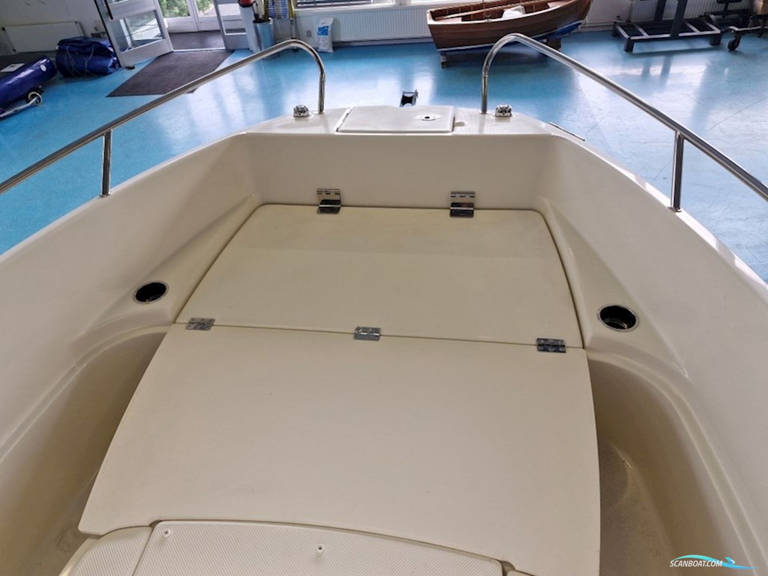 Quicksilver Activ 555 Open