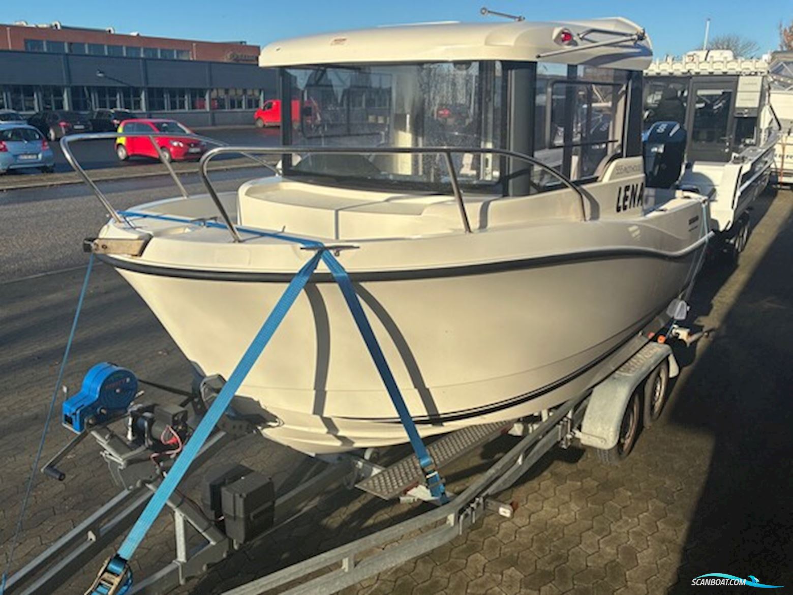 Quicksilver Activ 555 Pilothouse m/Mercury F100 hk 4-Takt og Scandic Trailer - Solgt !