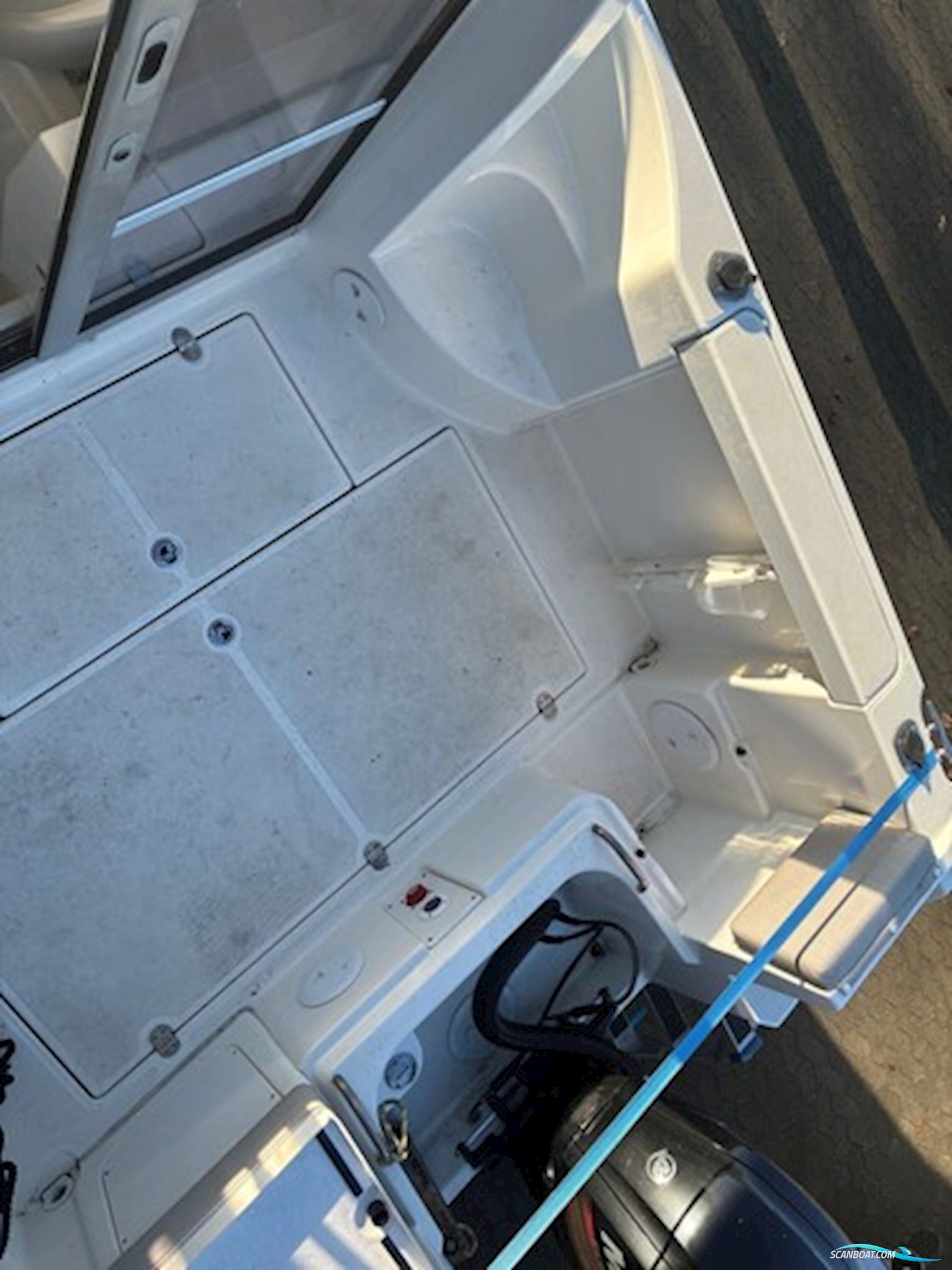 Quicksilver Activ 555 Pilothouse m/Mercury F100 hk 4-takt og Scandic trailer