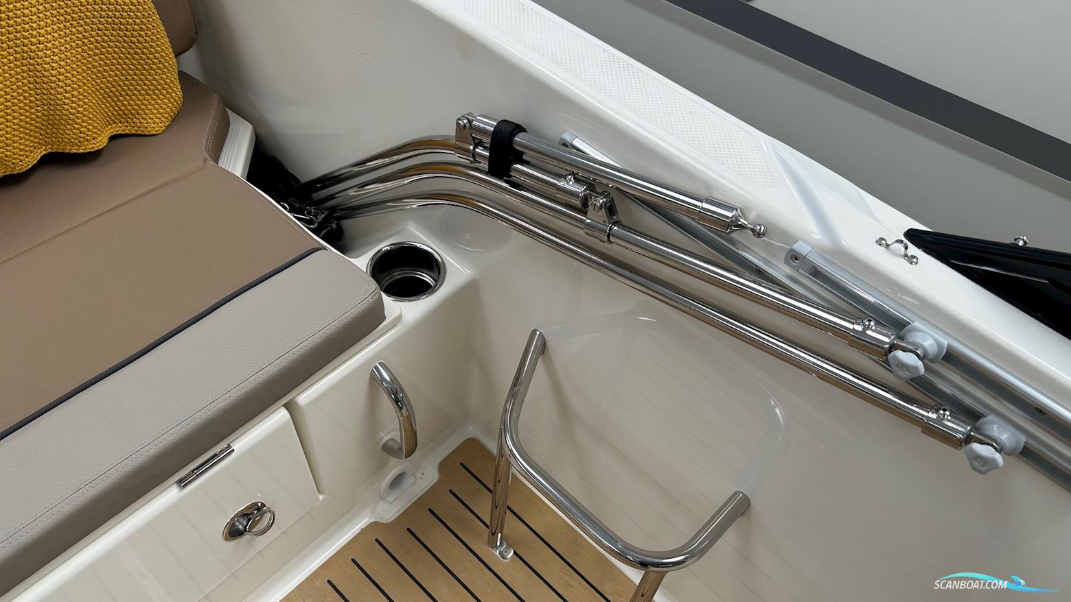 Quicksilver Activ 605 Cruiser