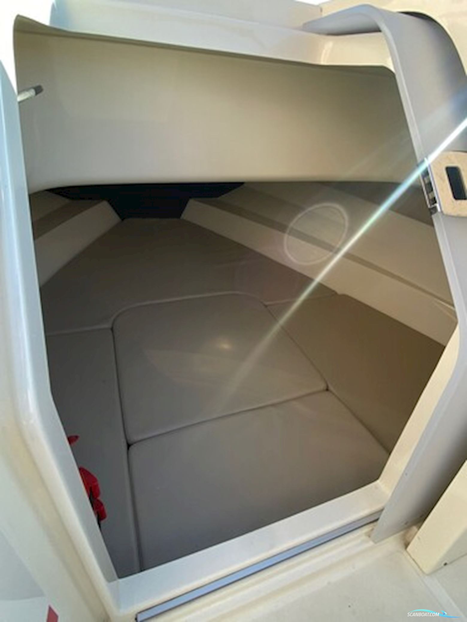 Quicksilver Activ 605 Sundeck m/Mercury F150 hk og Brenderup trailer