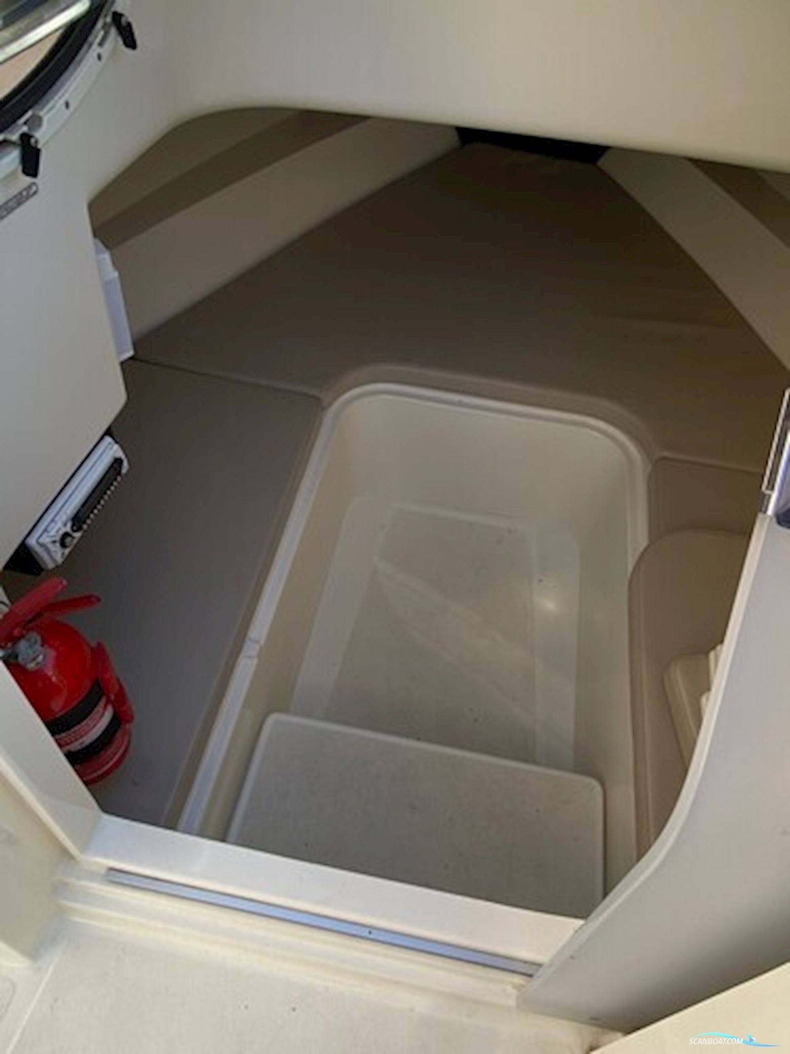 Quicksilver Activ 605 Sundeck m/Mercury F150 hk og Brenderup trailer