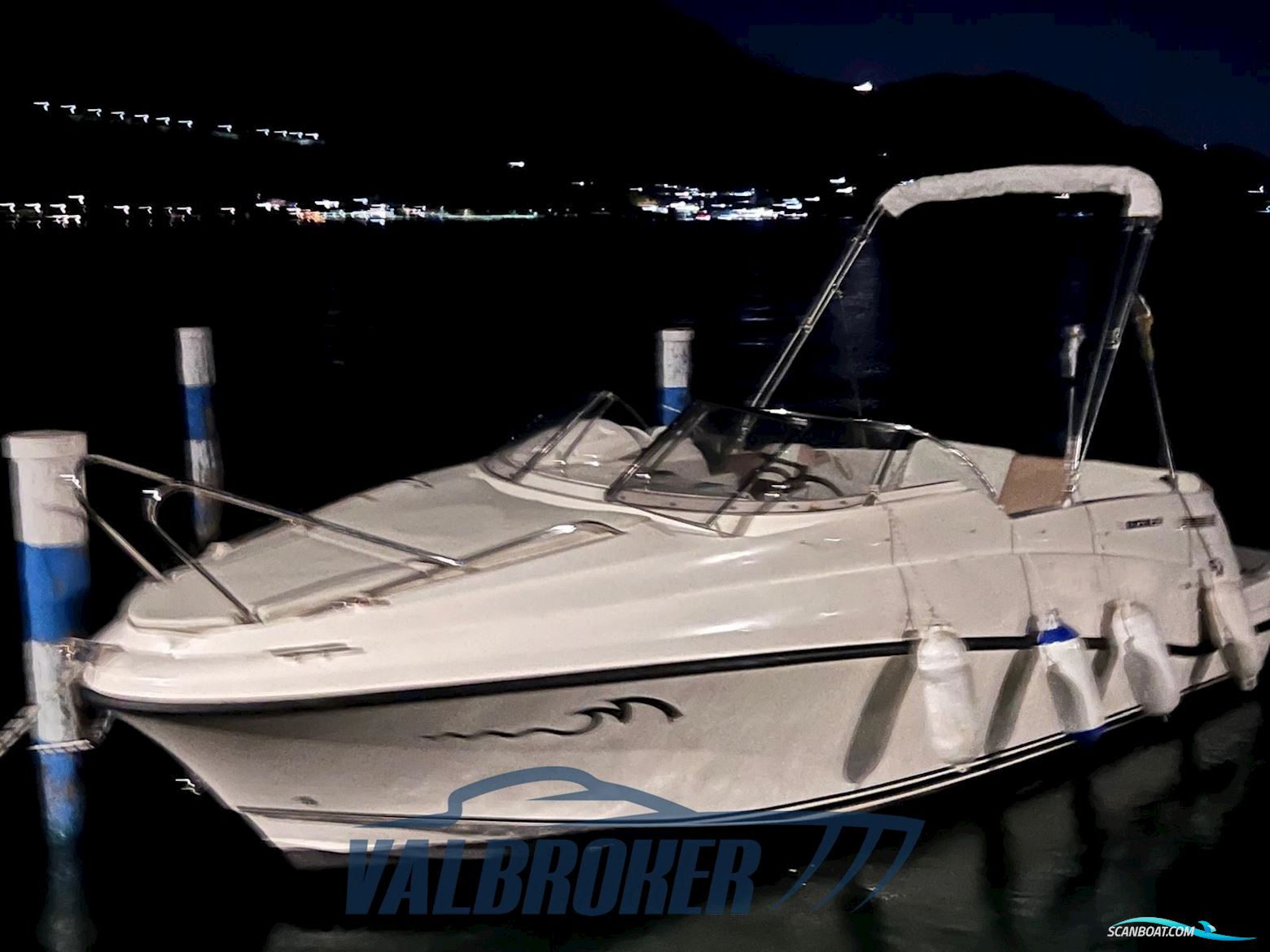 Quicksilver Activ 640 Cabin