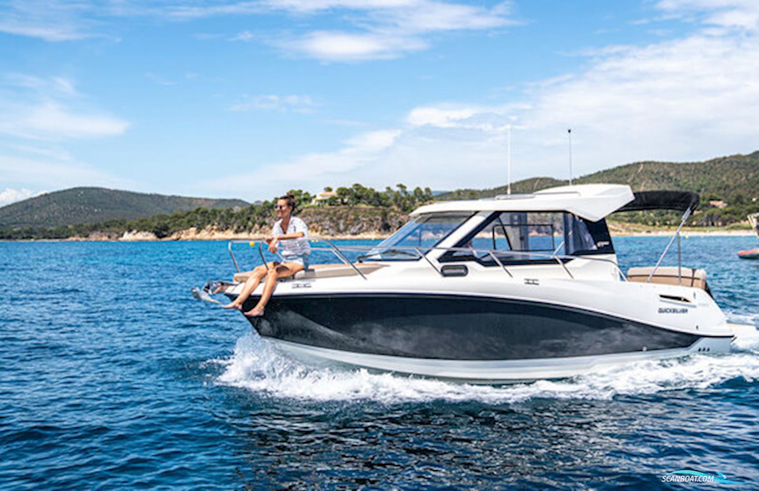 Quicksilver Activ 675 Weekend Med F200 Mercury DS XL V6 - Inkl. Udstyr - Kampagne Pris