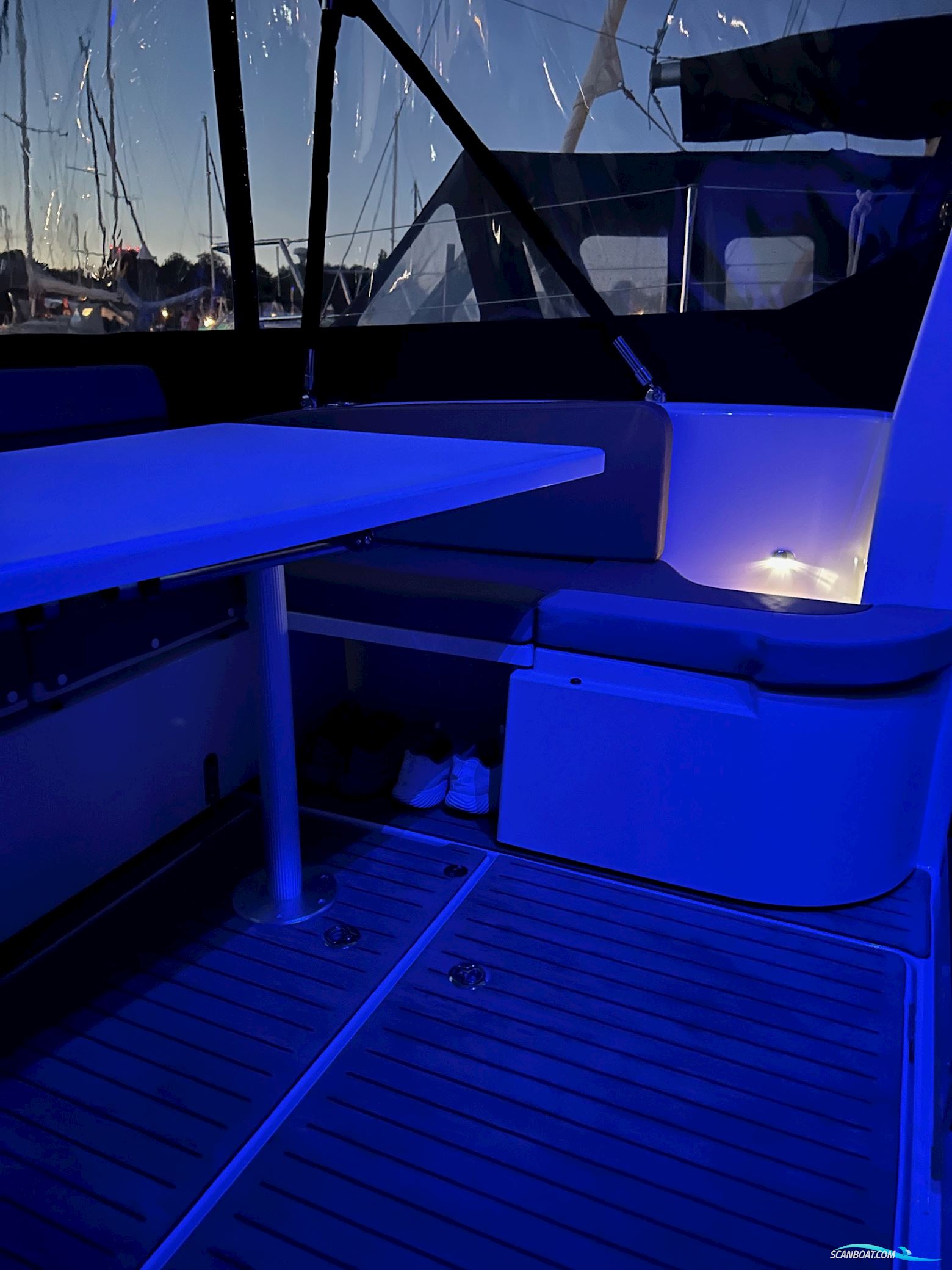 Quicksilver Activ 755 Weekend