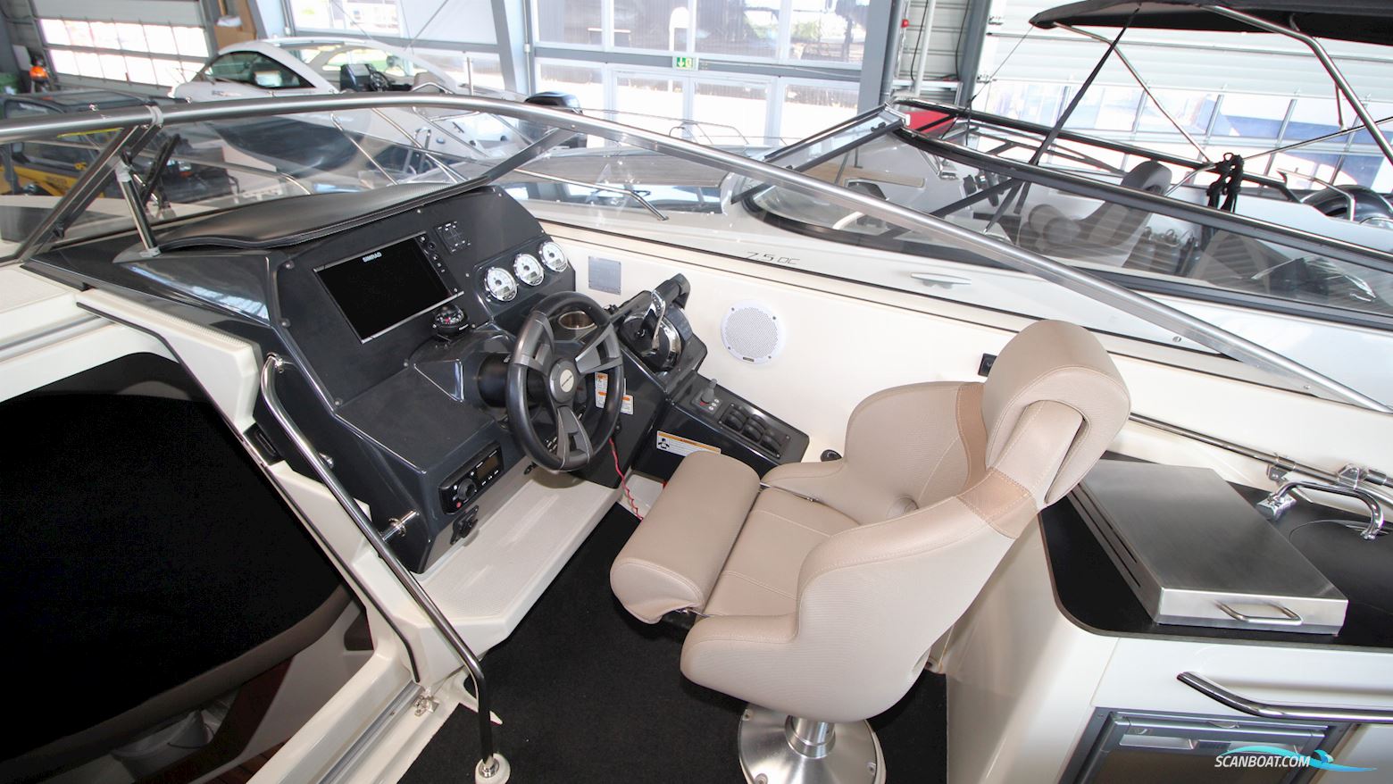 Quicksilver Activ 805  