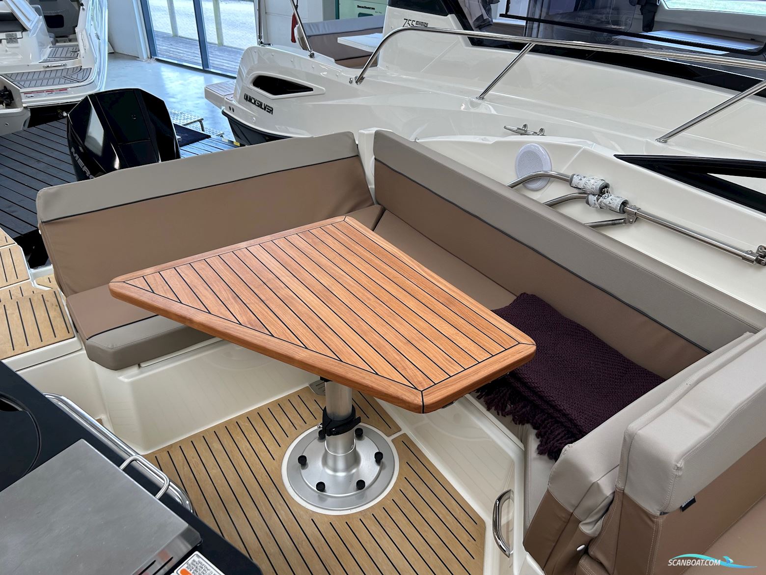 Quicksilver Activ 805 Cruiser NY