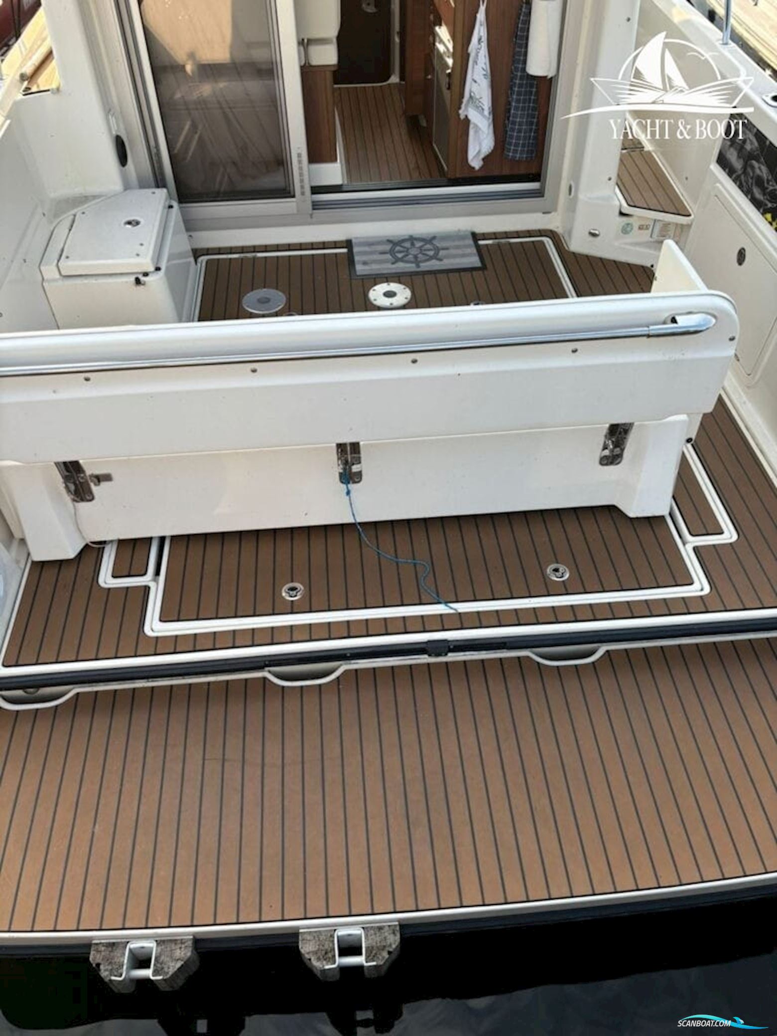 Quicksilver Activ 855 Cruiser