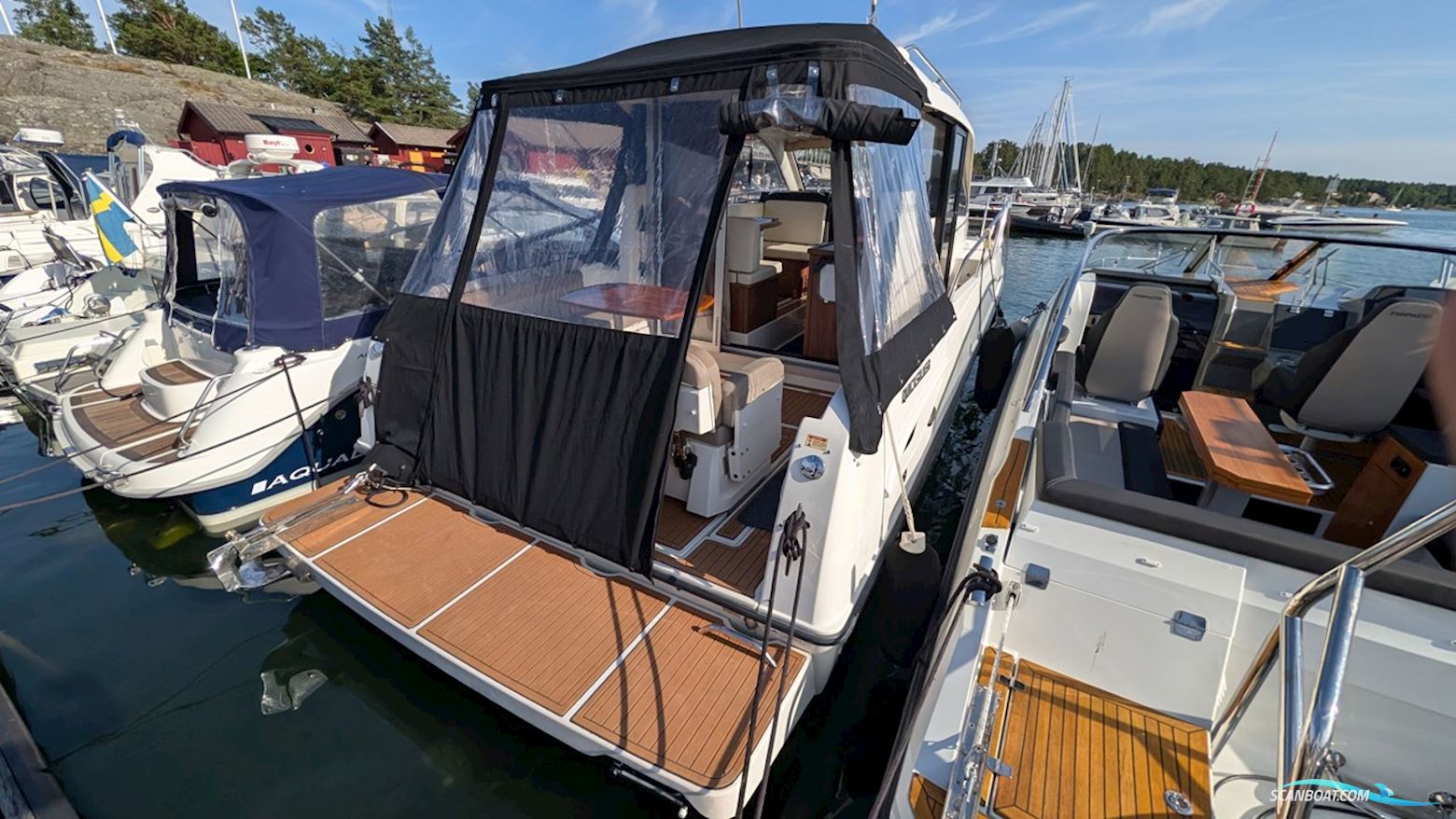 Quicksilver ACTIV 855 CRUISER