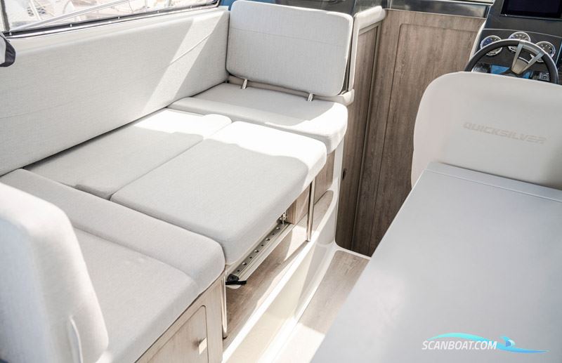 Quicksilver Activ 905 Weekend