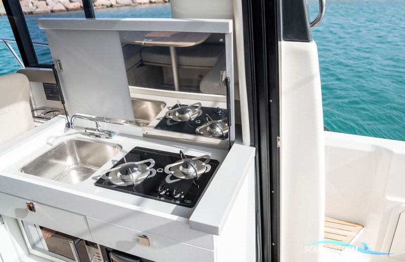 Quicksilver Activ 905 Weekend