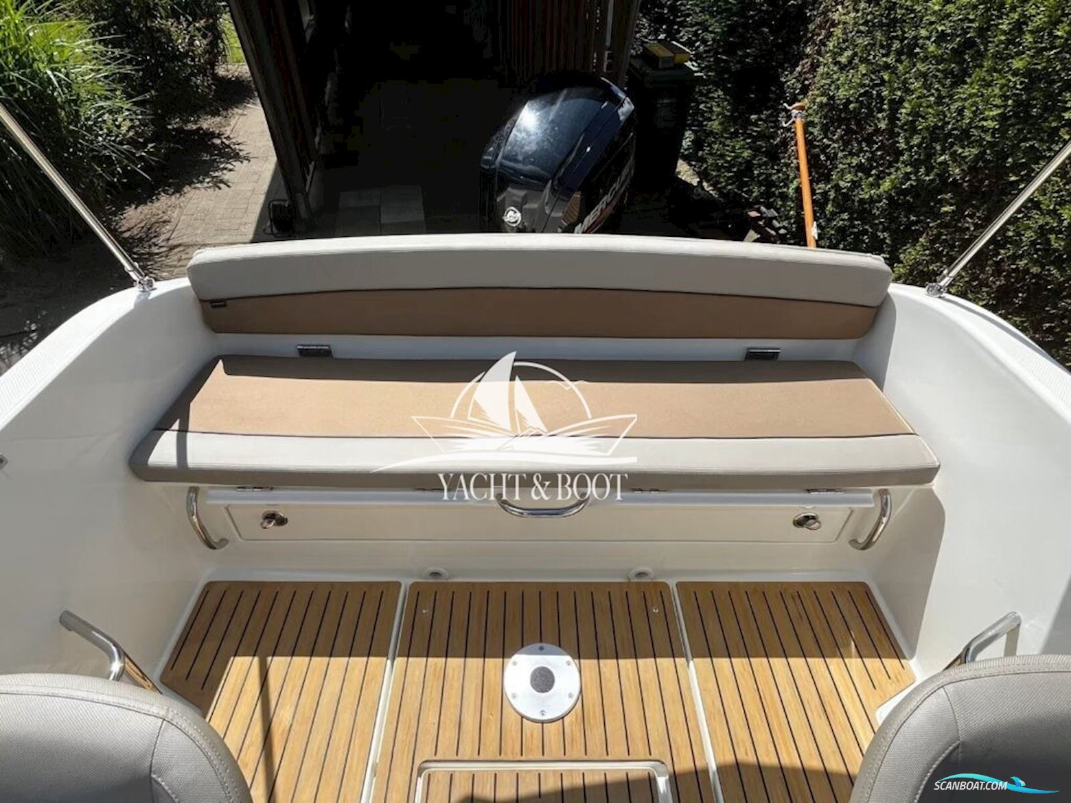 Quicksilver Active 555 Bowrider