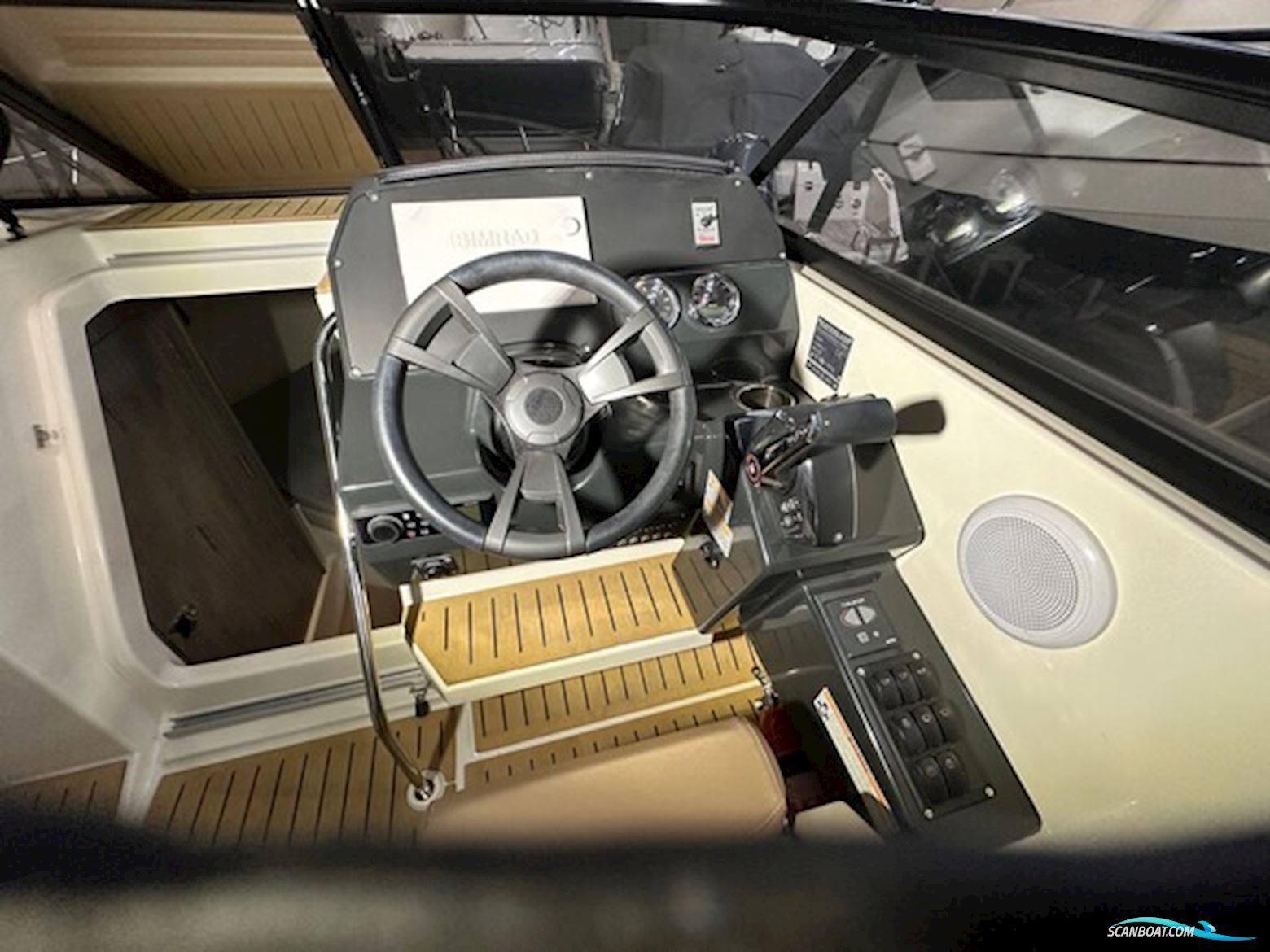 Quicksilver Active 805 Cruiser - Mercury V8 300hk