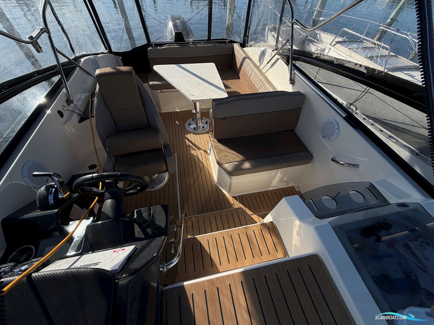 Quicksilver Active Cruiser 805