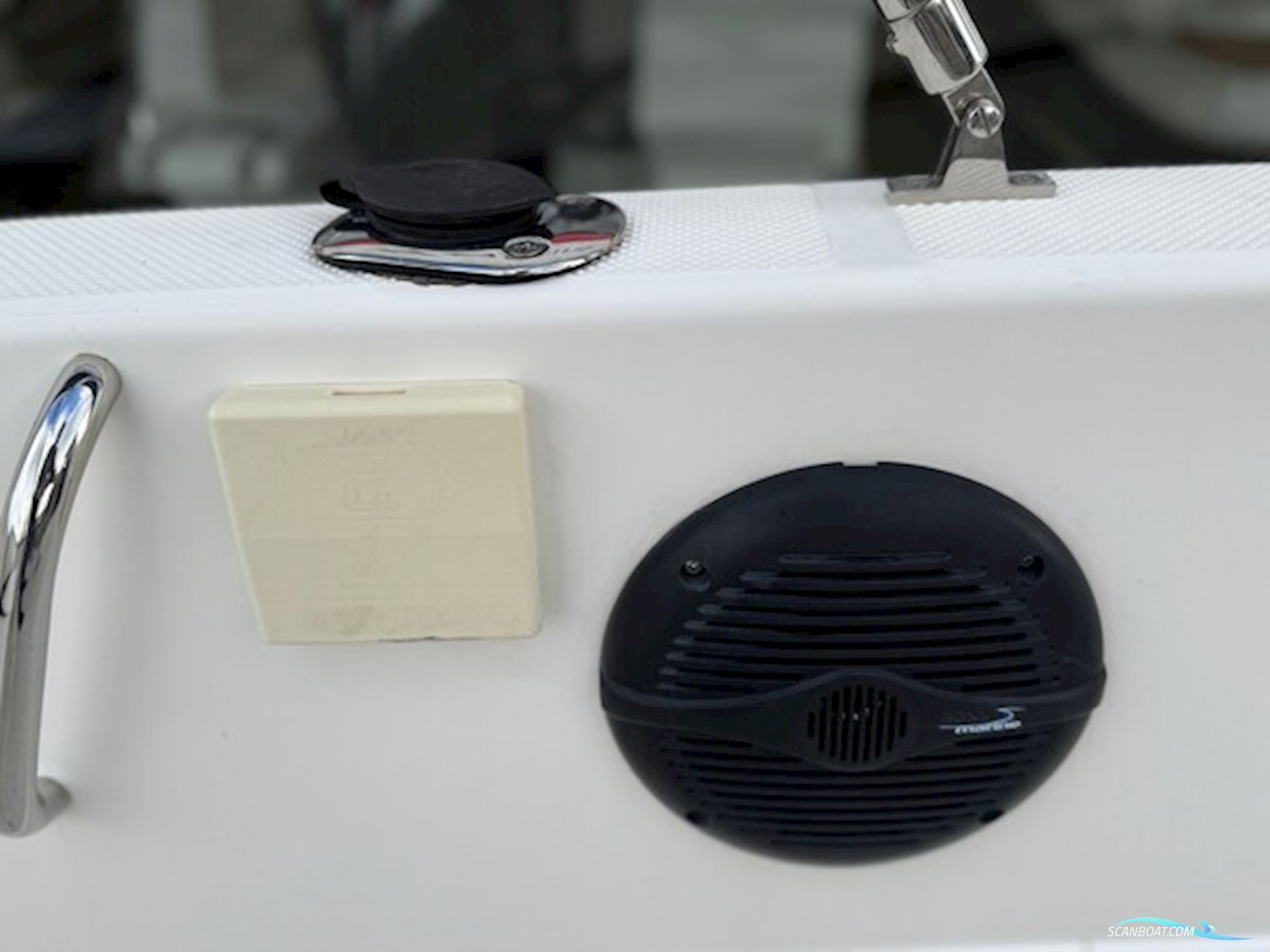 Quicsilver Activ 455 Cabin Med F60 Mercury-Efi og 1000 kg Brenderup Bådtrailer