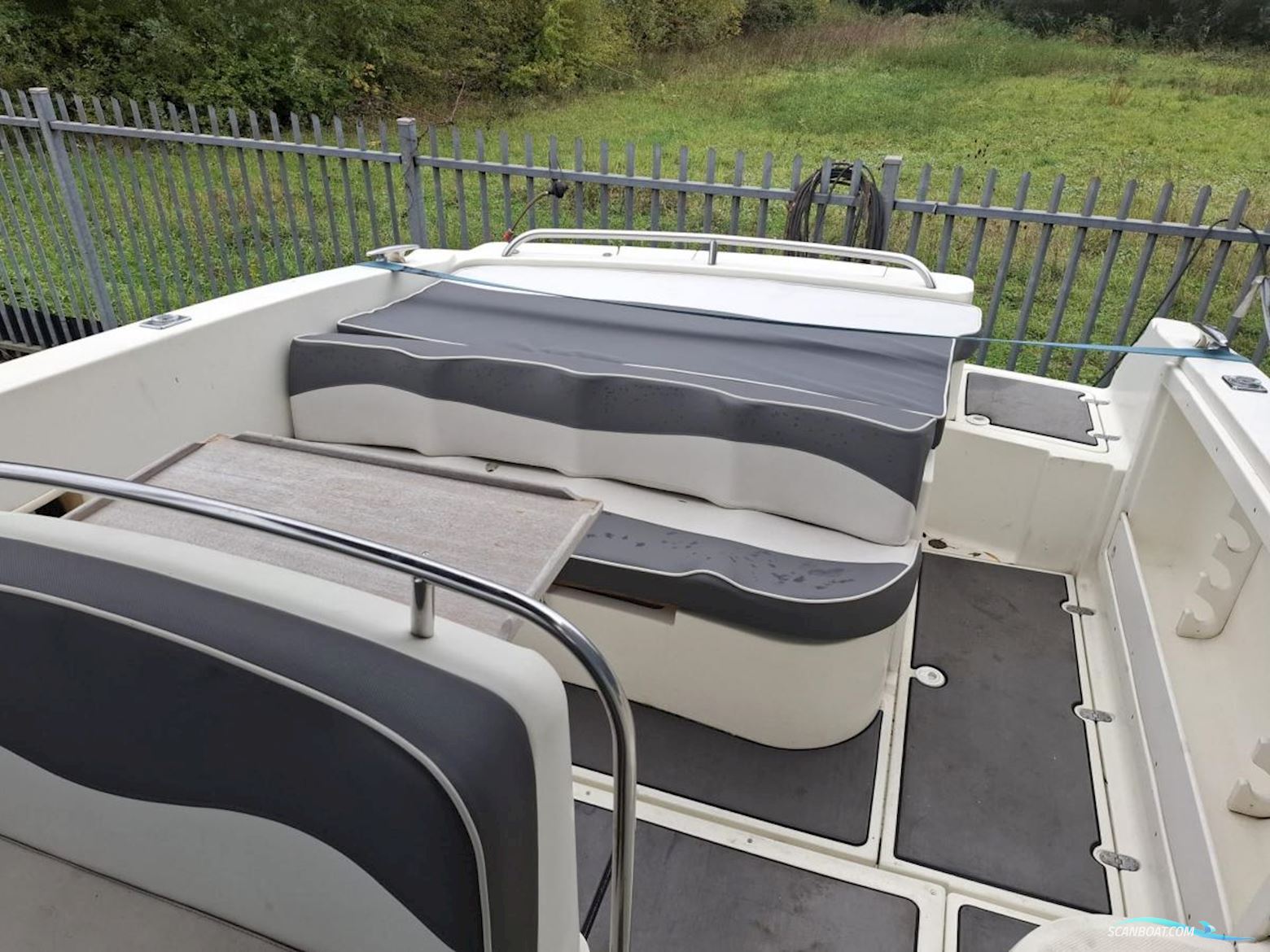 RANCRAFT RM-Yacht Ranieri RV-25 Console boat