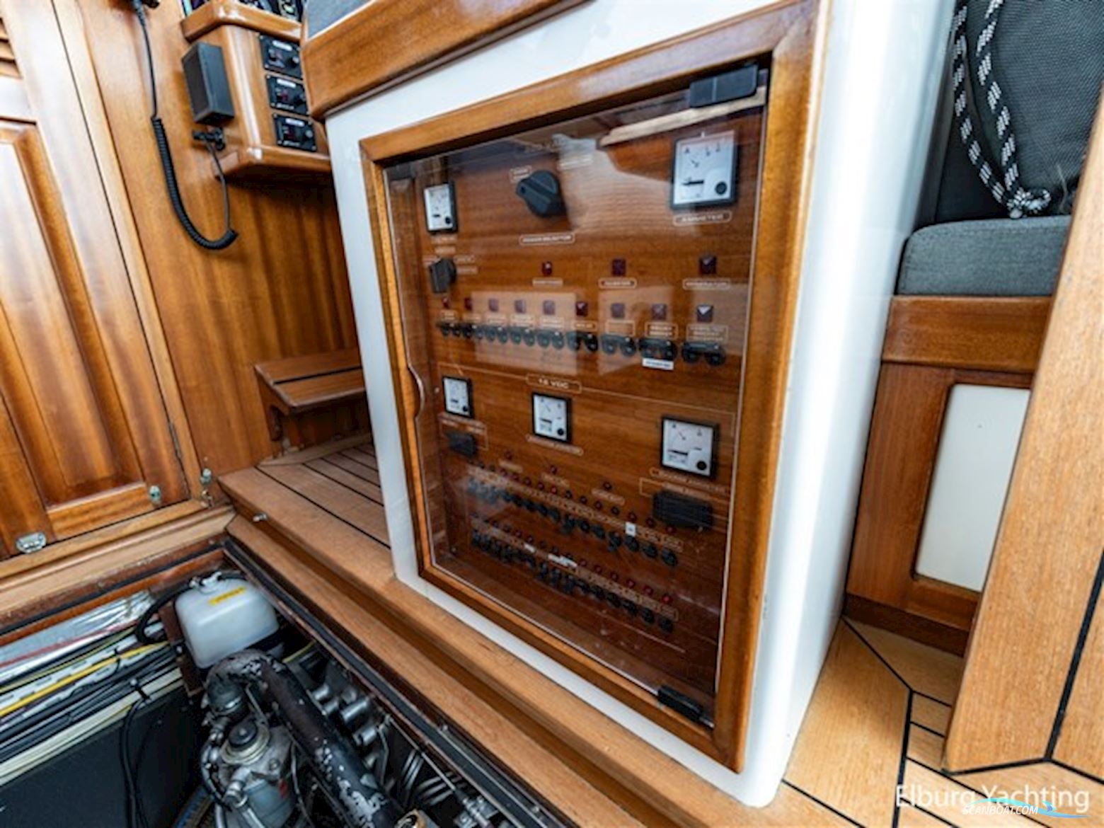 Rapsody 40 Offshore
