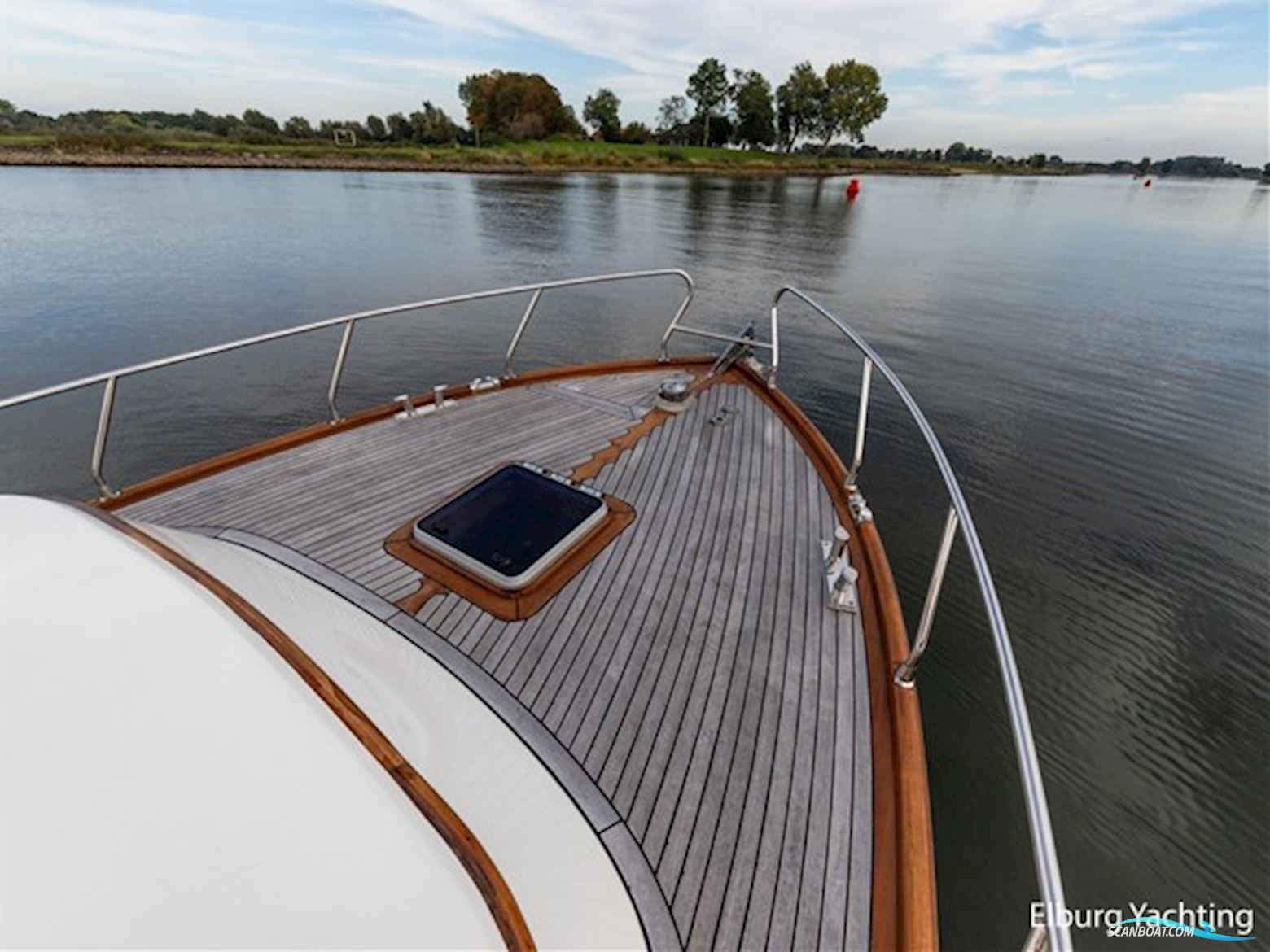 Rapsody 40 Offshore