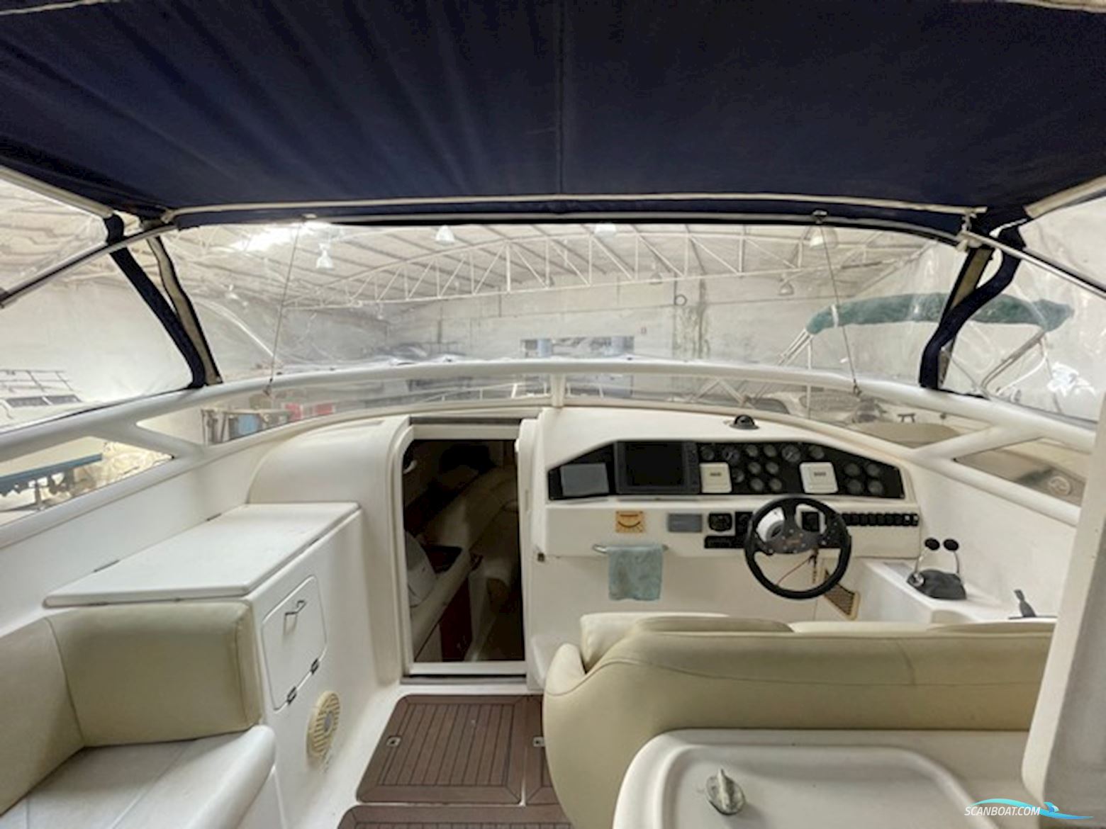 Real Powerboats Revolution 46