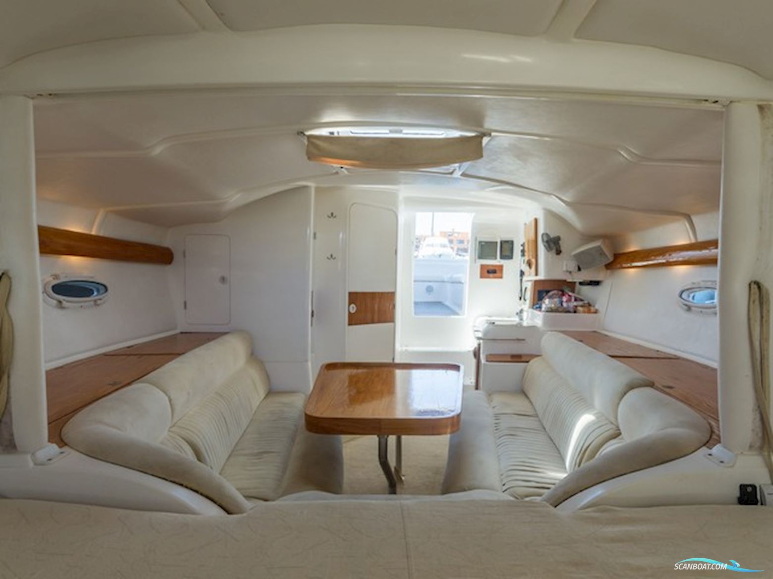 Real Powerboats Revolution 46